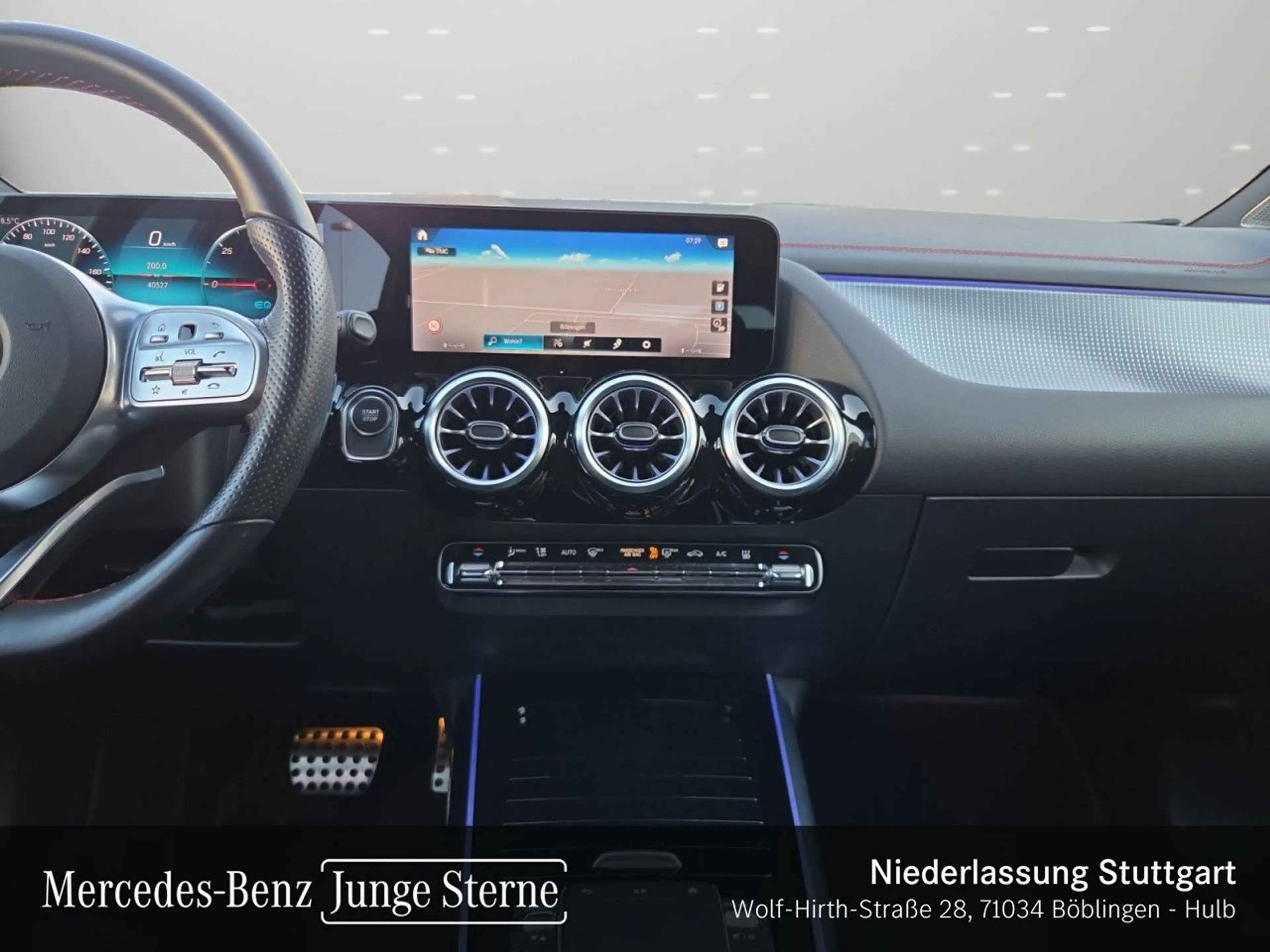 Mercedes-Benz EQA 250 AMG+NIGHT+PLUS-PAKET+AHK+KAMERA+KEYLESS — photo 15