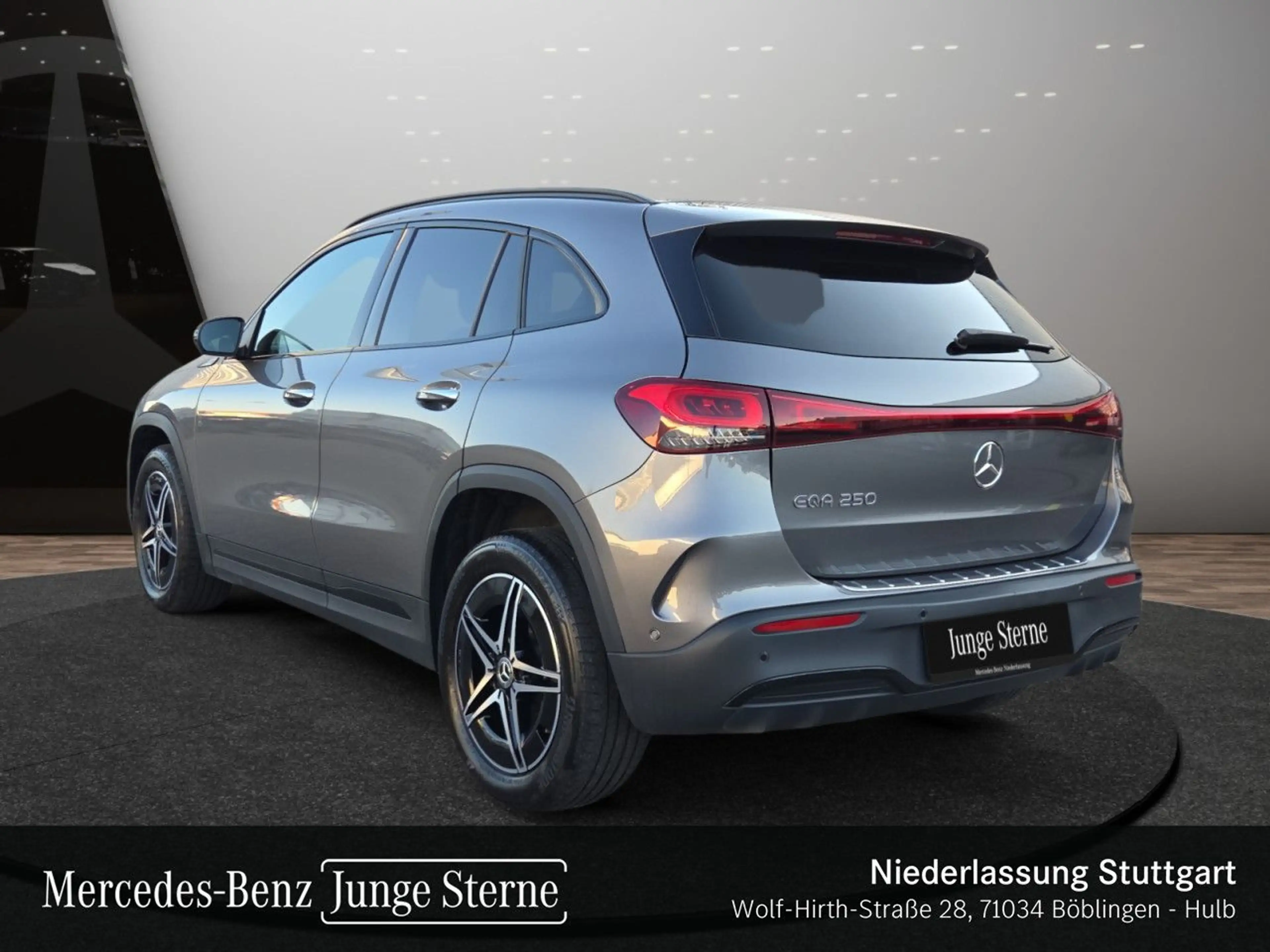 Mercedes-Benz EQA 250 AMG+NIGHT+PLUS-PAKET+AHK+KAMERA+KEYLESS — photo 10