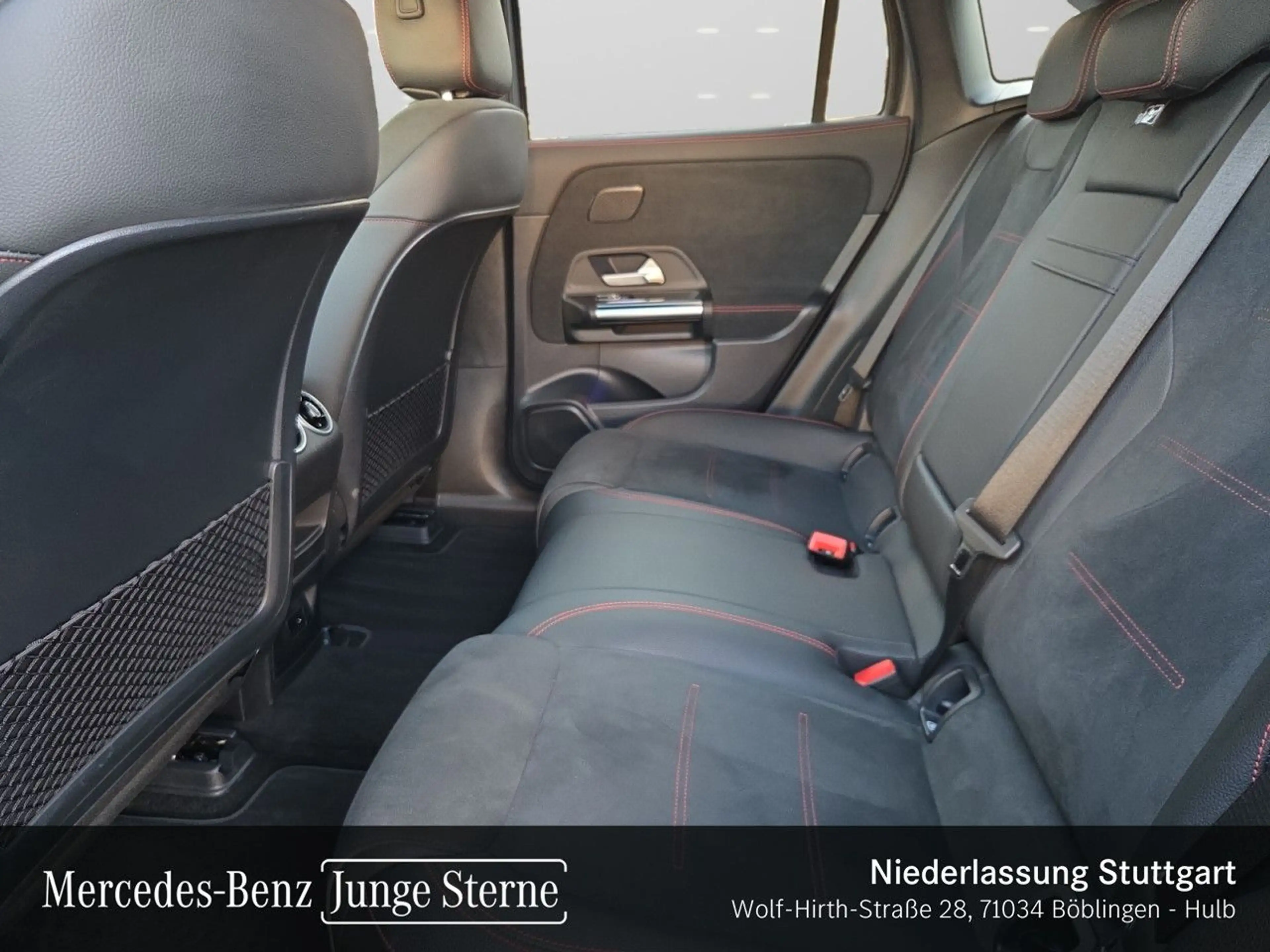 Mercedes-Benz EQA 250 AMG+NIGHT+PLUS-PAKET+AHK+KAMERA+KEYLESS — photo 12