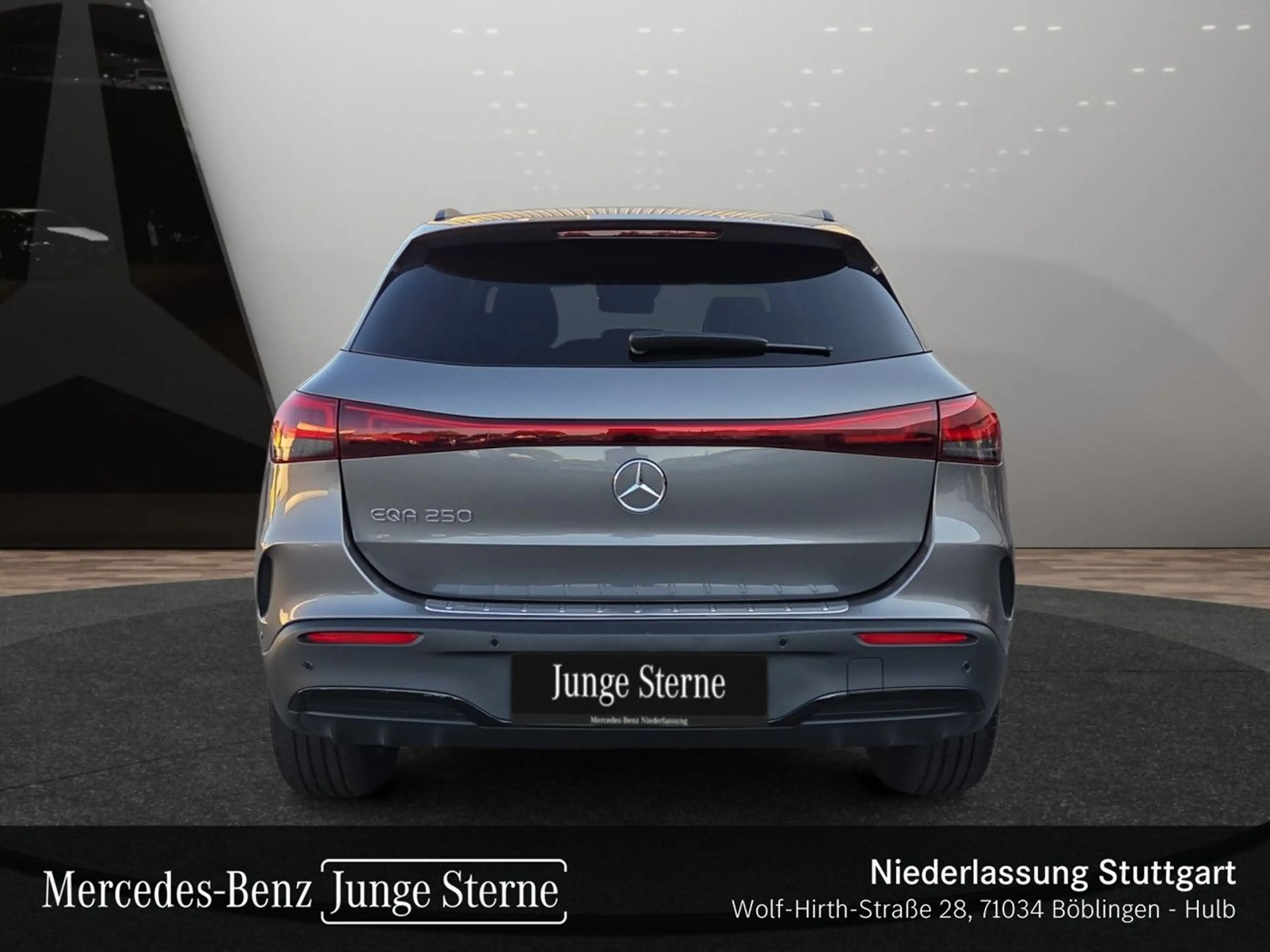 Mercedes-Benz EQA 250 AMG+NIGHT+PLUS-PAKET+AHK+KAMERA+KEYLESS — photo 9
