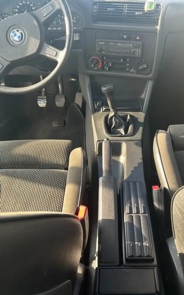 BMW 318i, foto 6