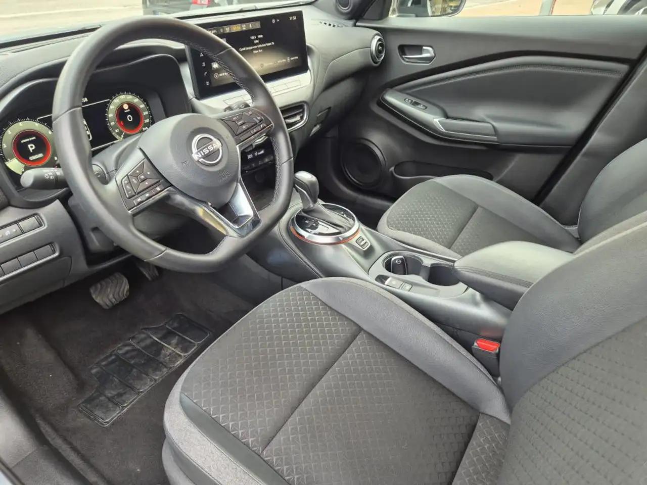 Nissan Juke 1.0 dig-t N-Connecta 114cv dct *NON VINCOLATO A FINANZIAMENTO* 8