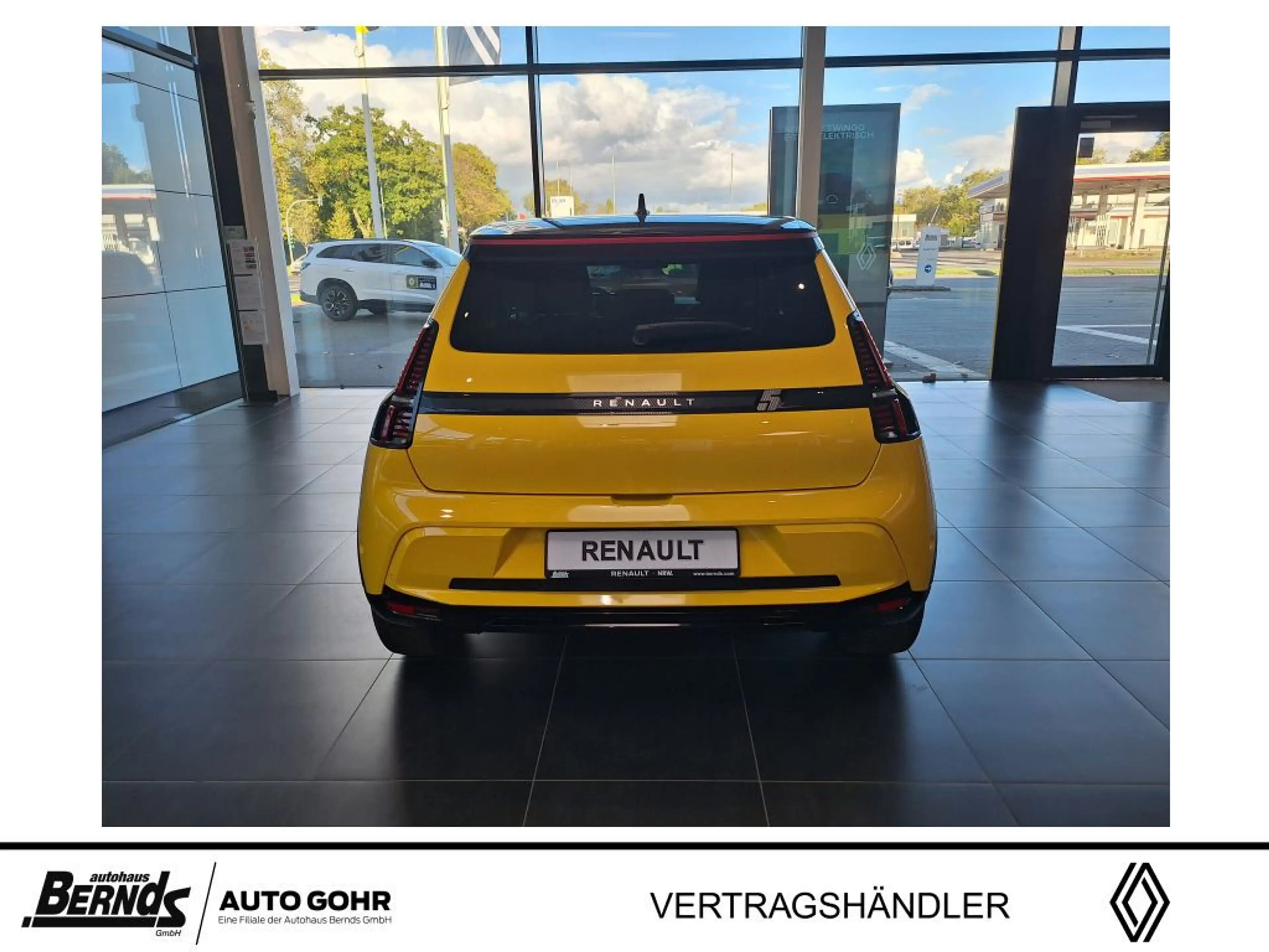 Renault R 5 E-Tech Iconic Five 150 Comfort Range GJR Harman Ka — photo 4