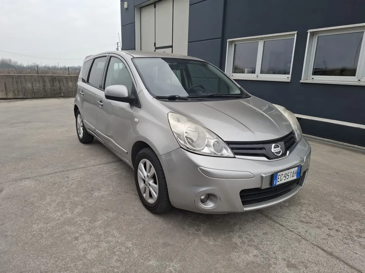 Nissan Note - 1