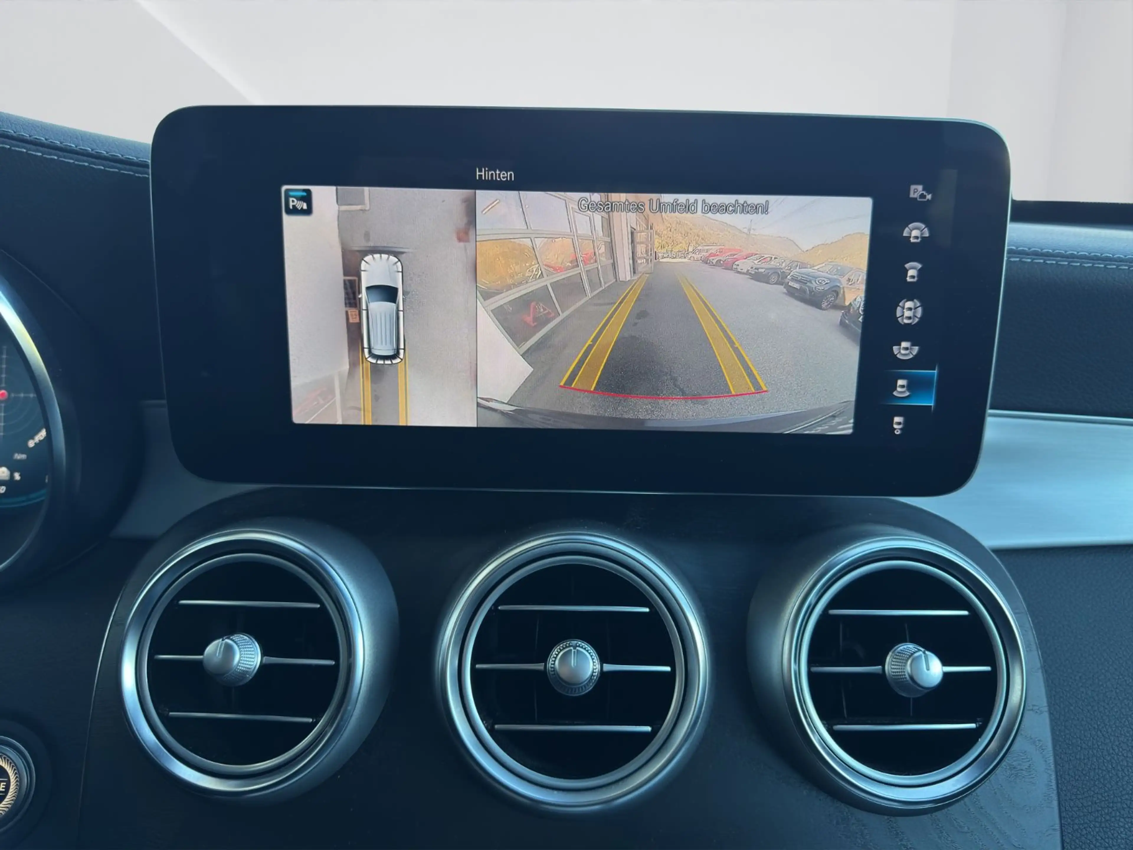 Mercedes-Benz GLC 300 de 4MATIC FAP Klima Shz Ambi eHeck AMG — photo 14