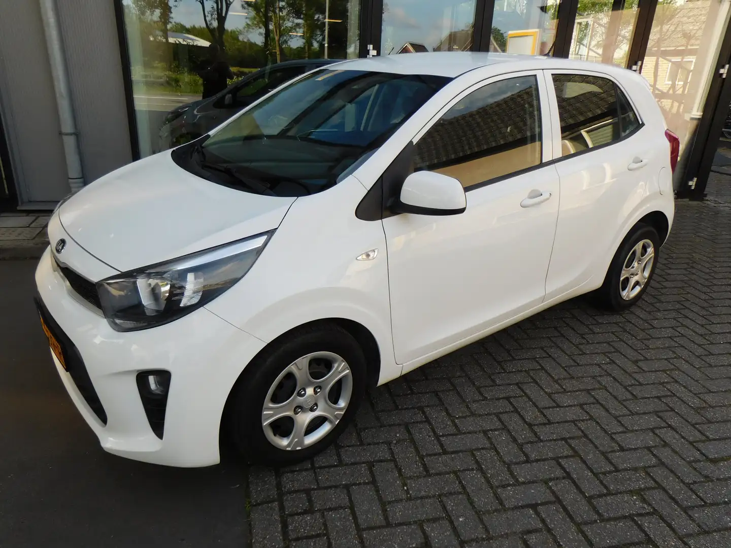 Kia Picanto 1.0 CVVT EconomyPlusLine Staat  in DE KRIM Alb - 2