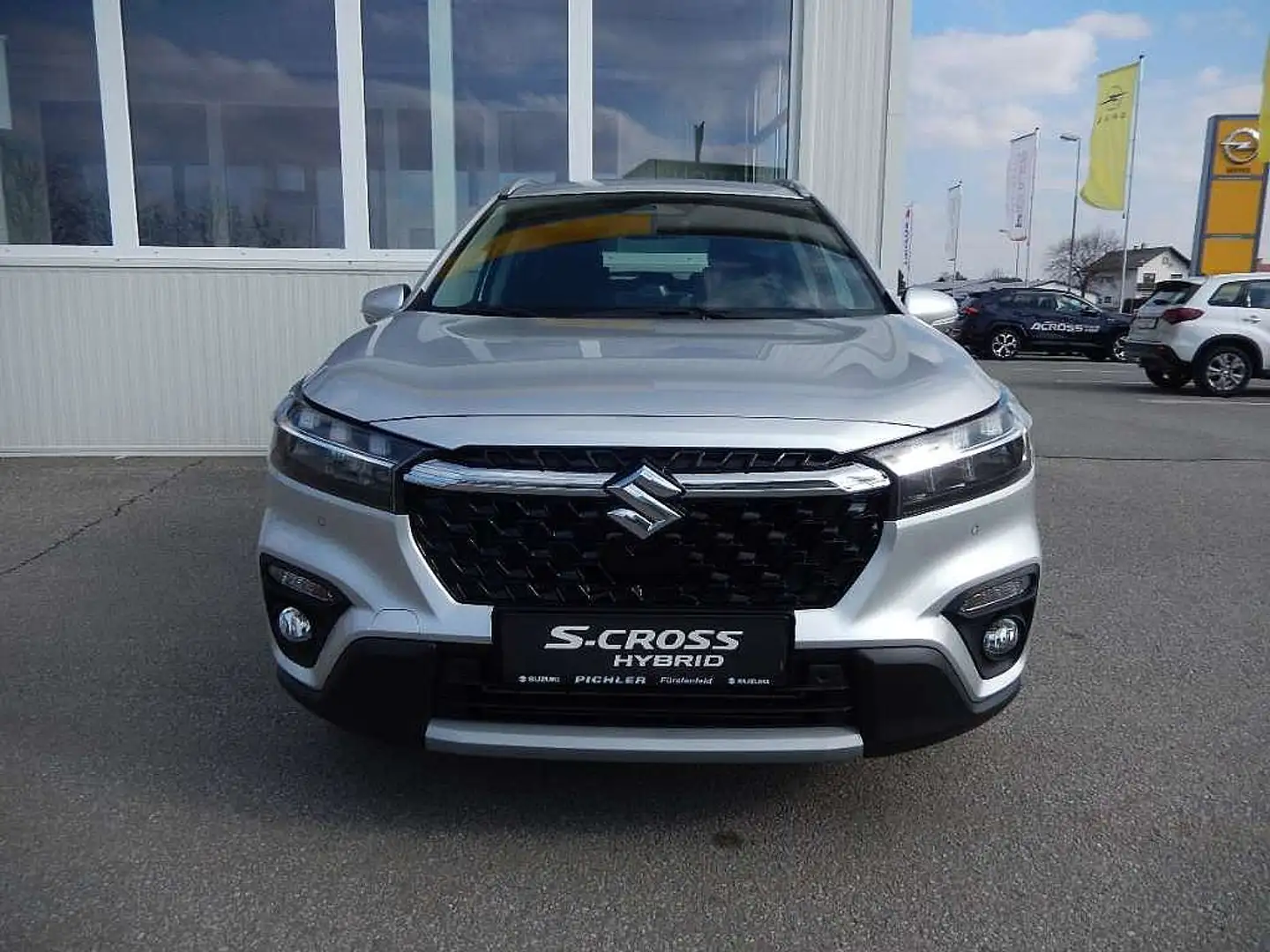 Suzuki S-Cross 1,4 DITC Hybrid shine Plateado - 2