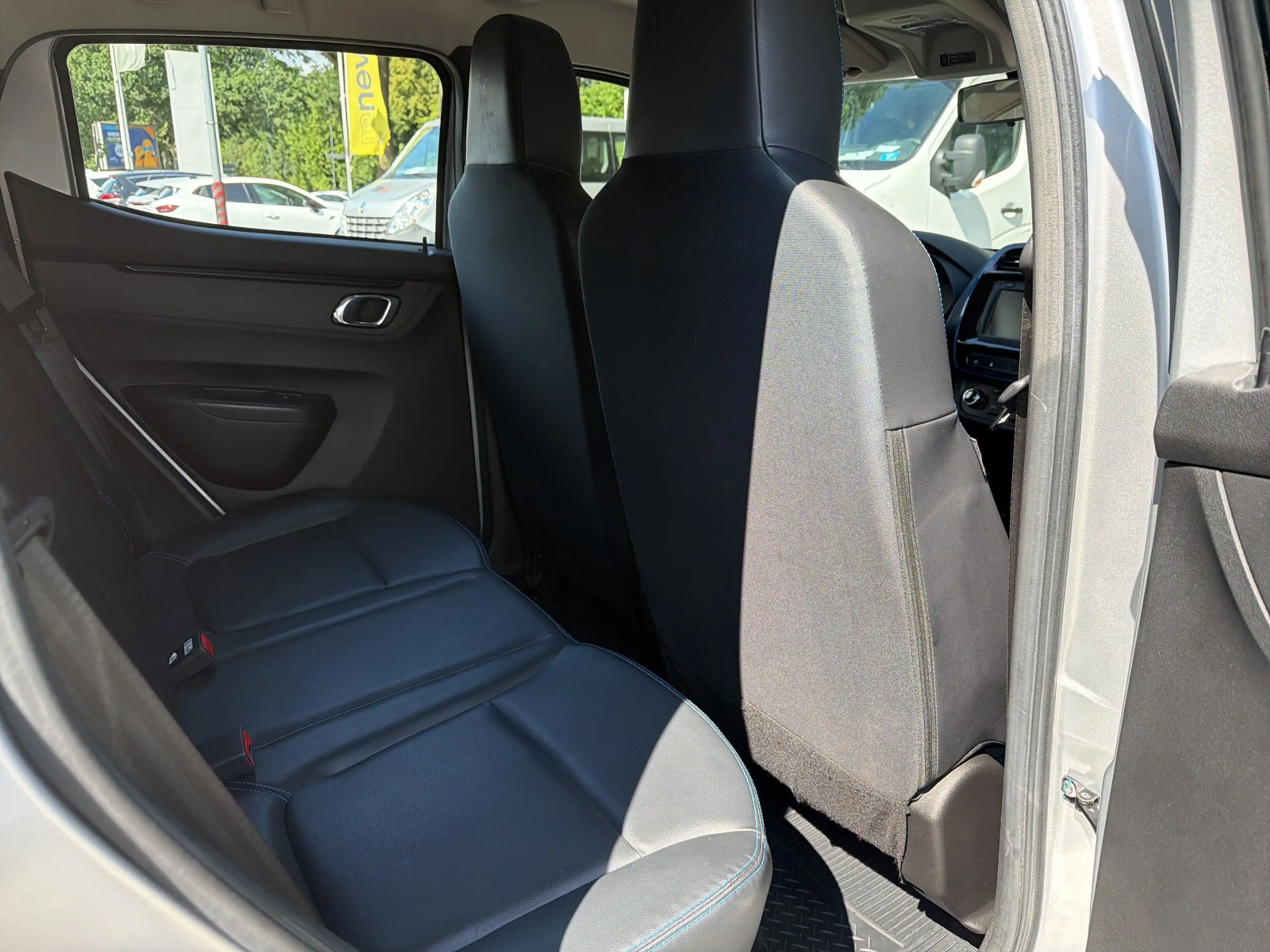 Dacia Spring Electric 45 Business — photo 14