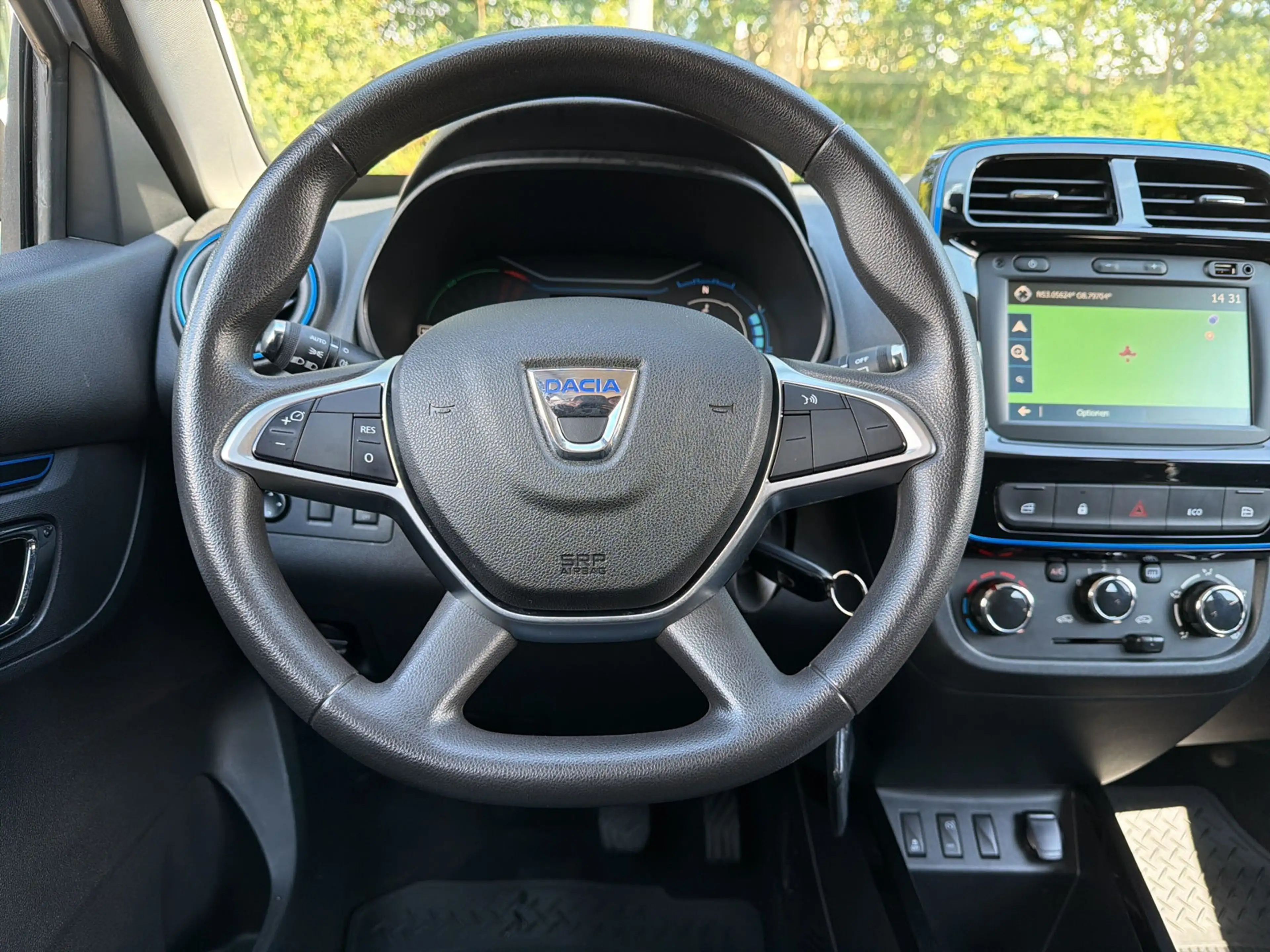 Dacia Spring Electric 45 Business — photo 9
