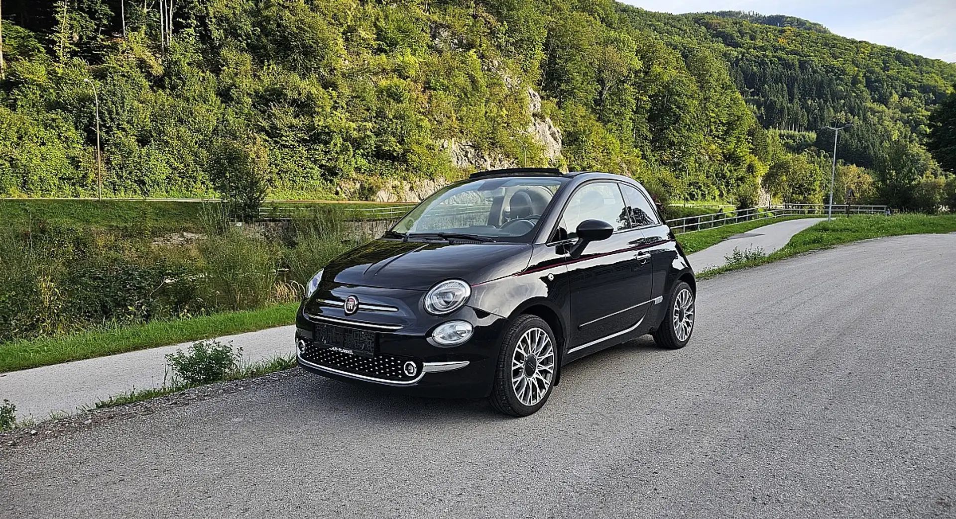 Fiat 500C Eco 1,2 69 Lounge – Cabrio Schwarz - 1