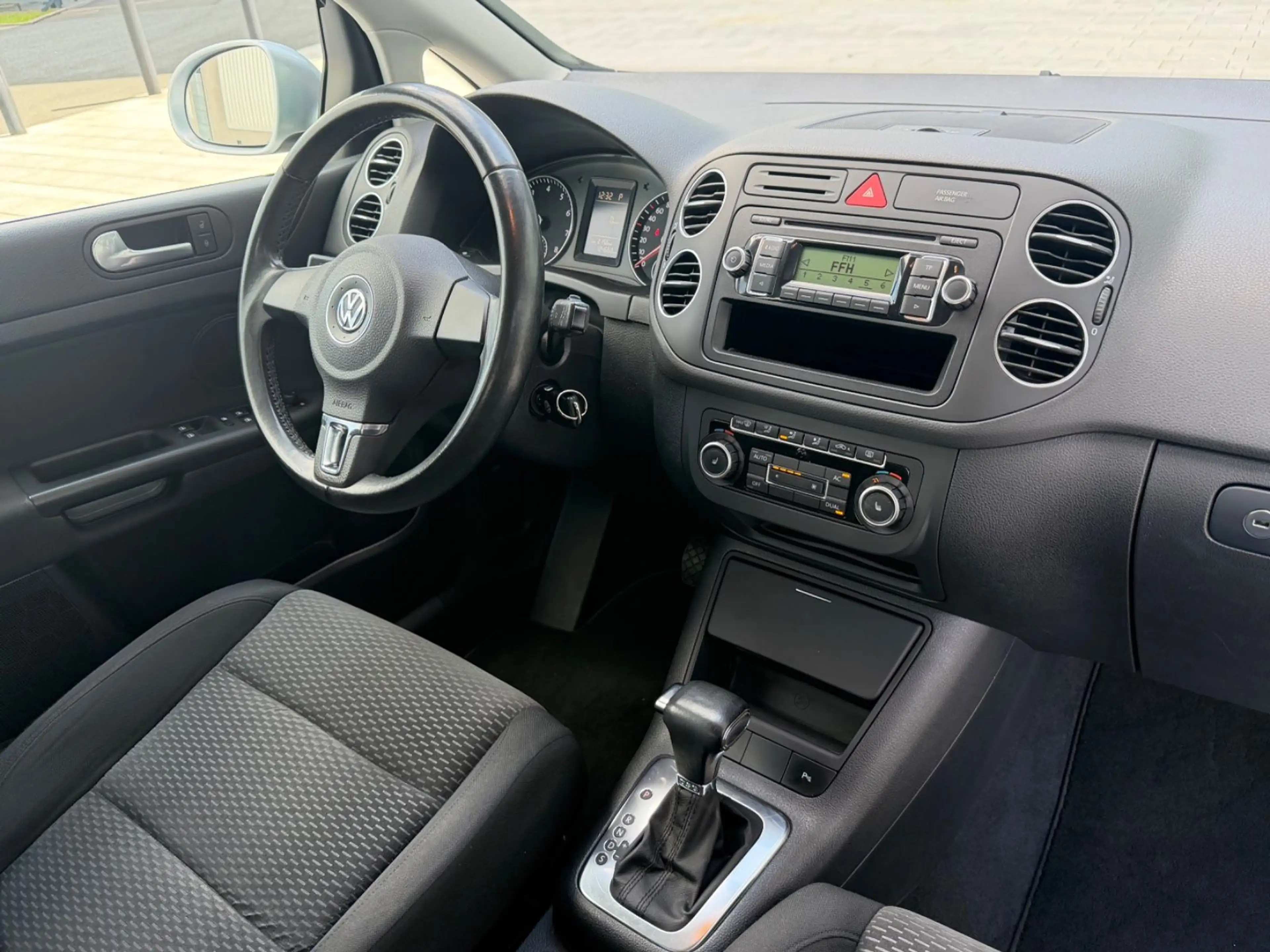 Volkswagen Golf 1.4 Plus VI Comfortline AUTOMATIK KLIMAAUTO — photo 13