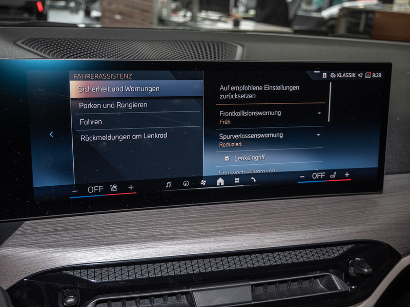 BMW 430 i Coupe xDrive M-Sport HGSD NAVI ACC 360° — photo 11