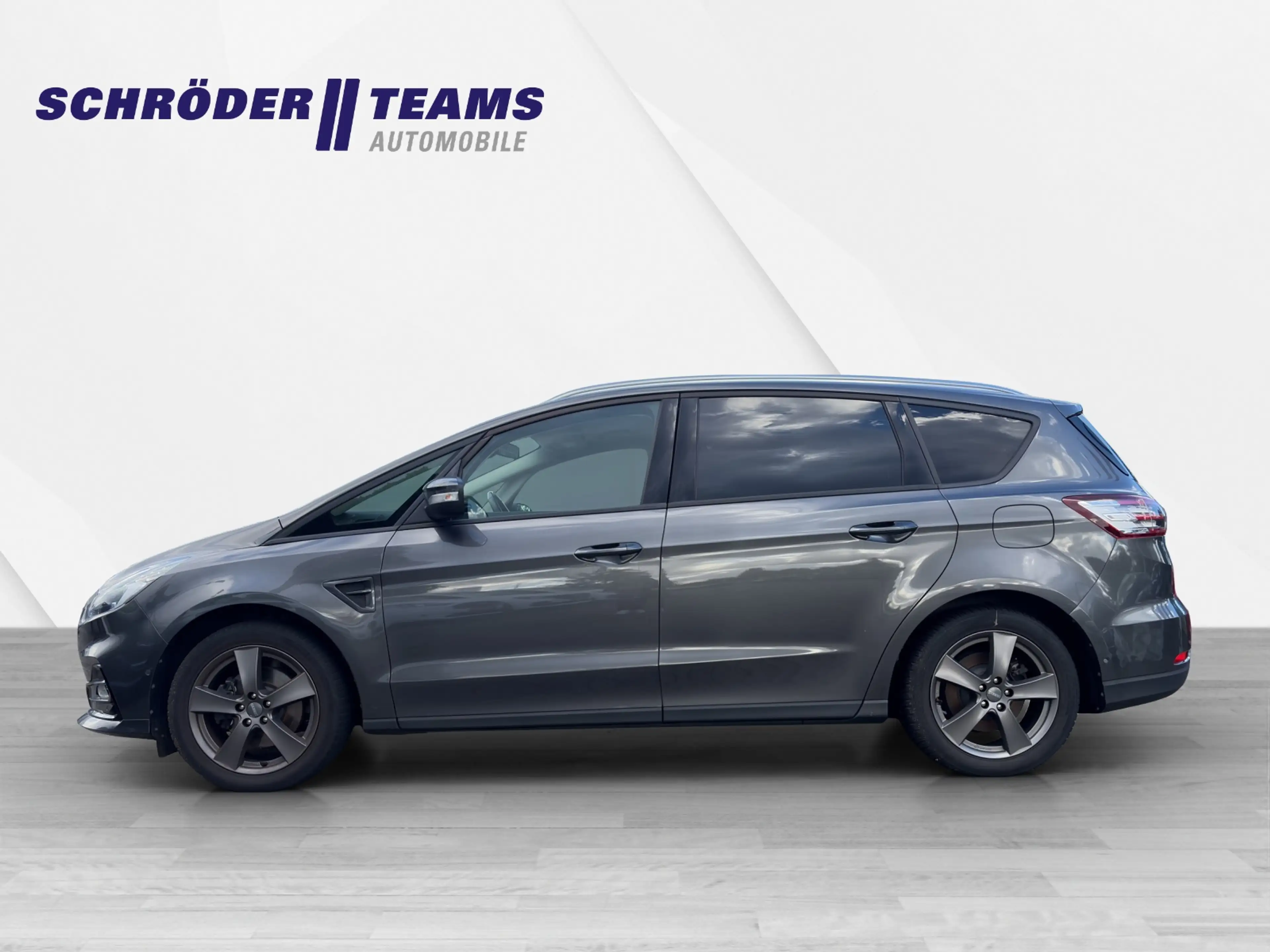 Ford S-Max Trend — photo 7