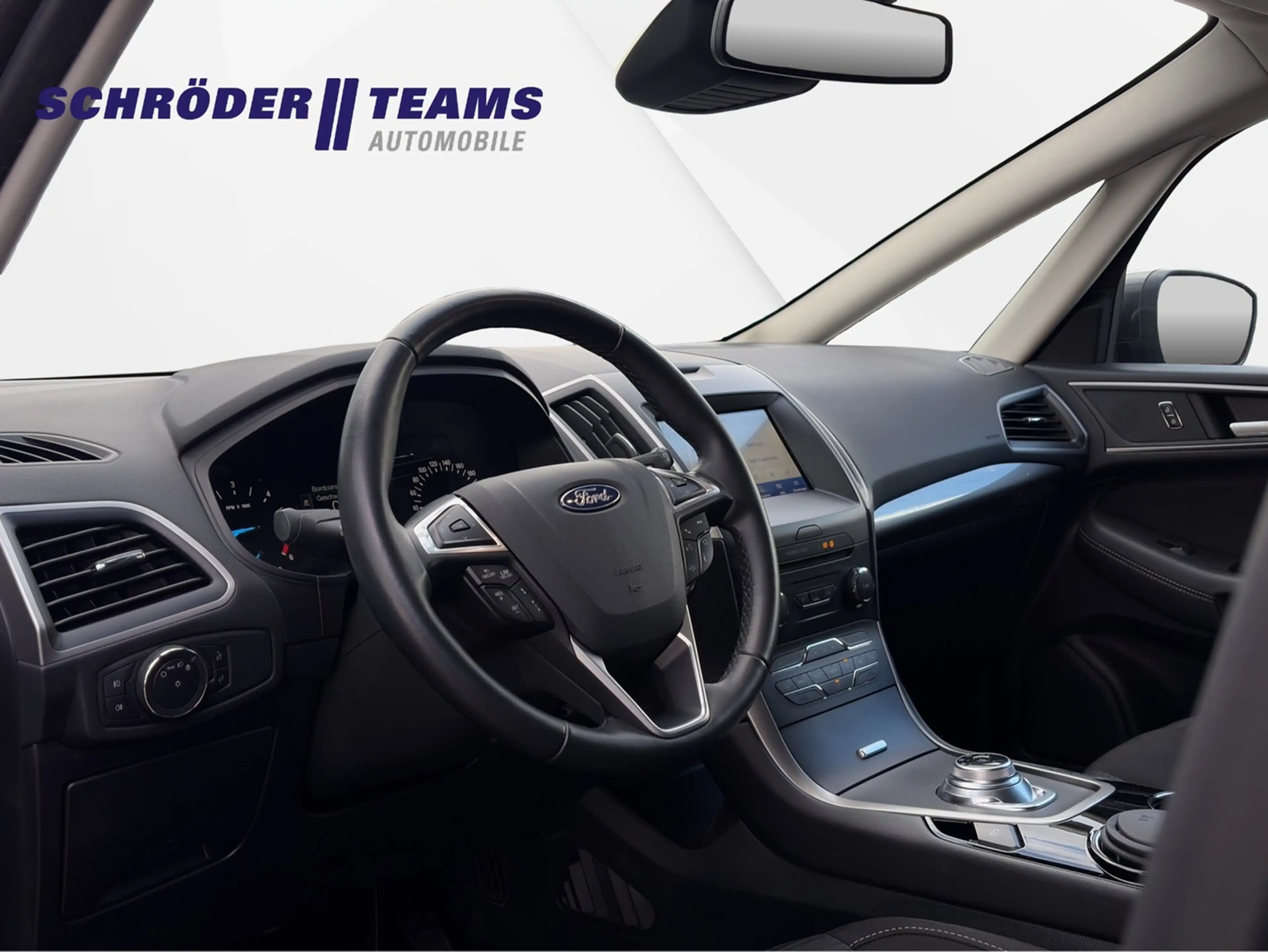 Ford S-Max Trend — photo 11