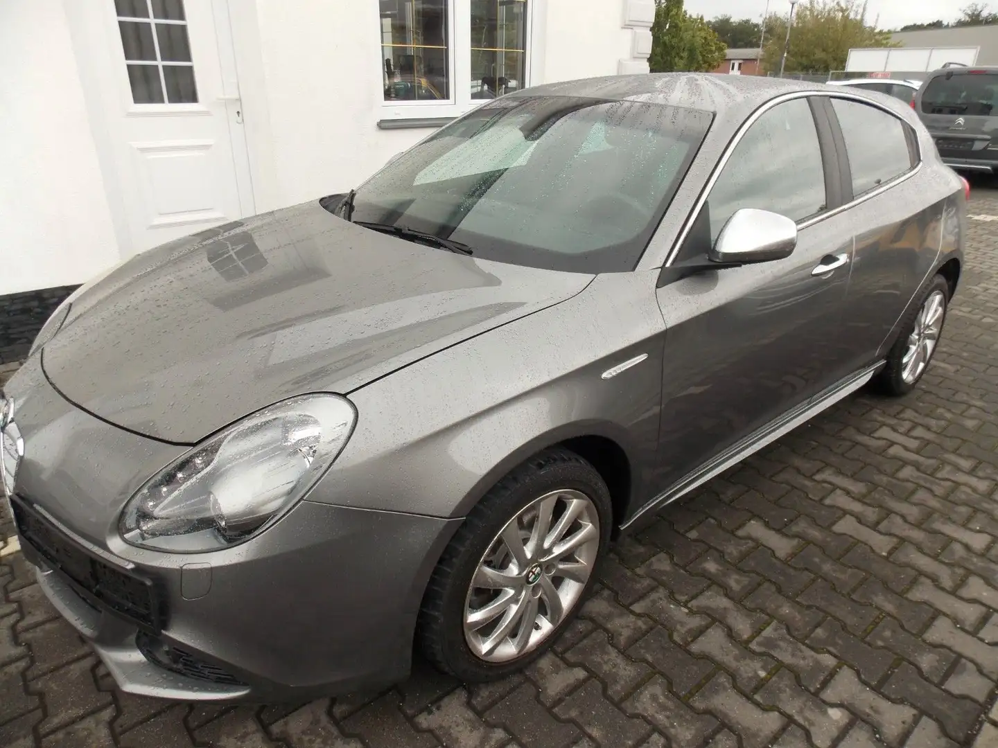 Alfa Romeo Giulietta Turismo Grau - 1