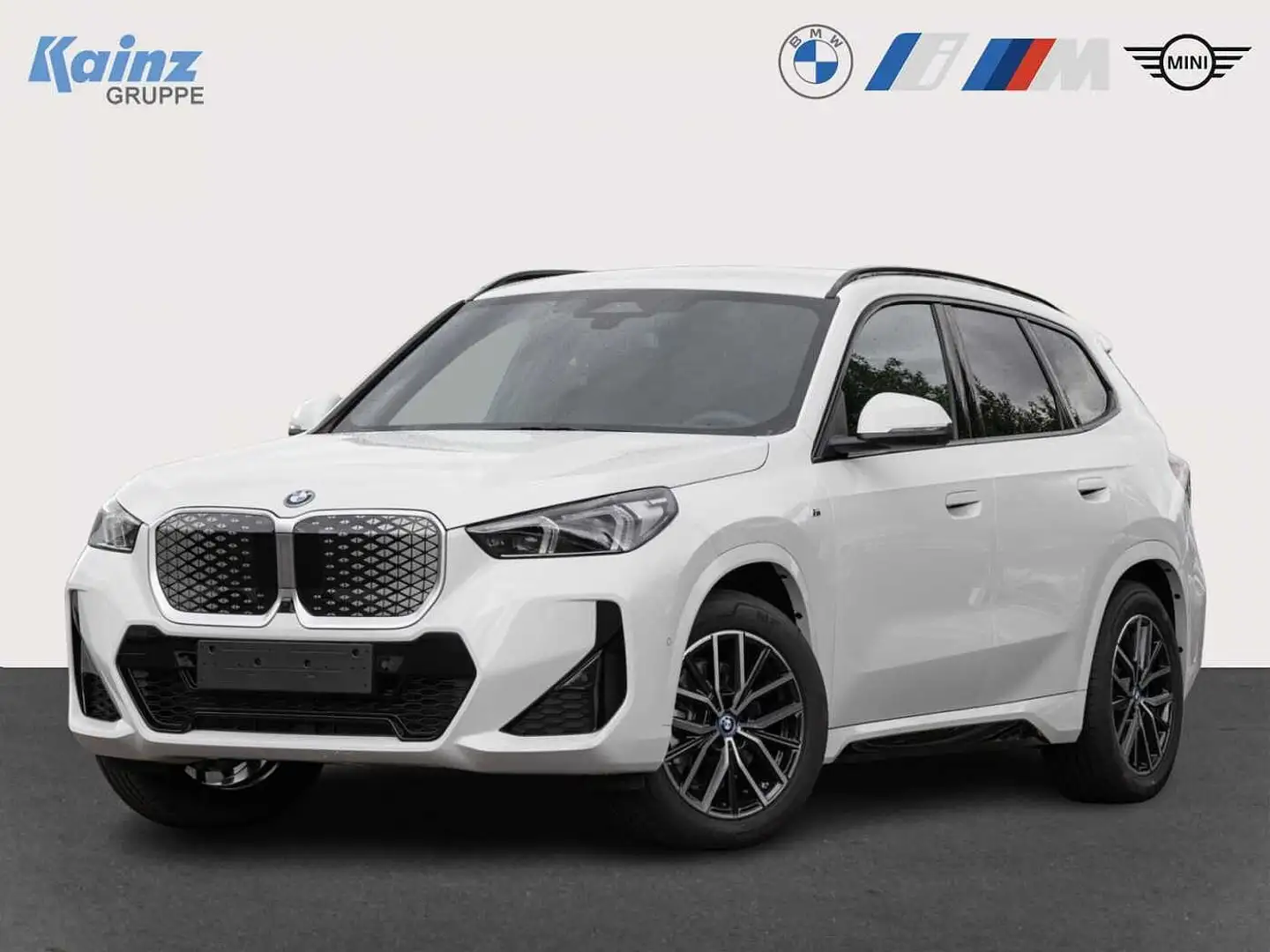 BMW iX1 xDrive30/M Sport/Innovation/Comfort/AHK/H&K Белый - 1