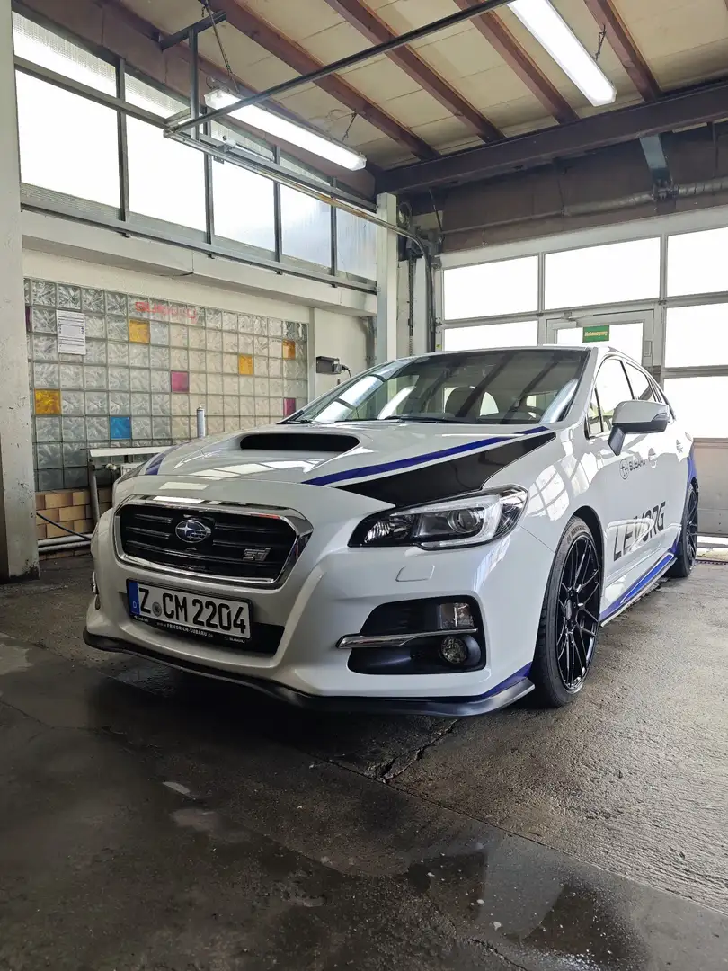 Subaru Levorg Sport 4x4 mit vielen Neuteilen Scheckheft gepflegt White - 1