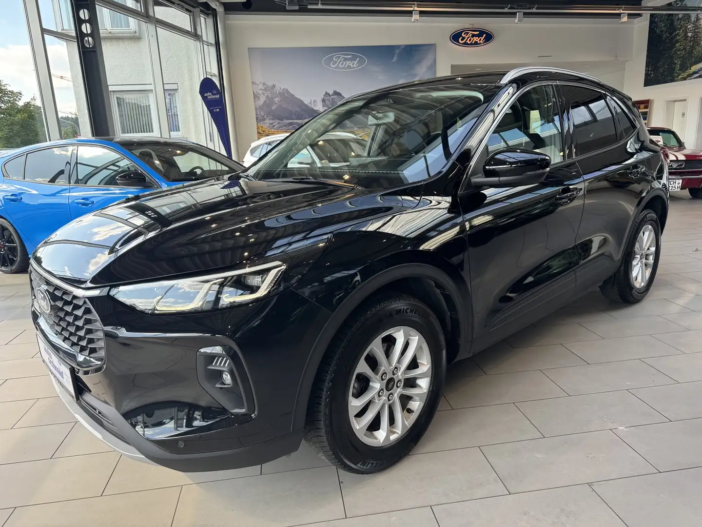 Ford Kuga Titanium Automatik HUD + Adapt. LED Noir - 2