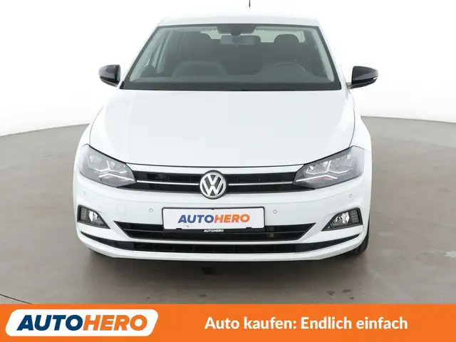 Volkswagen Polo view 9