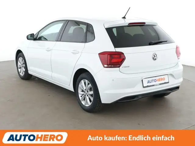 Volkswagen Polo view 4