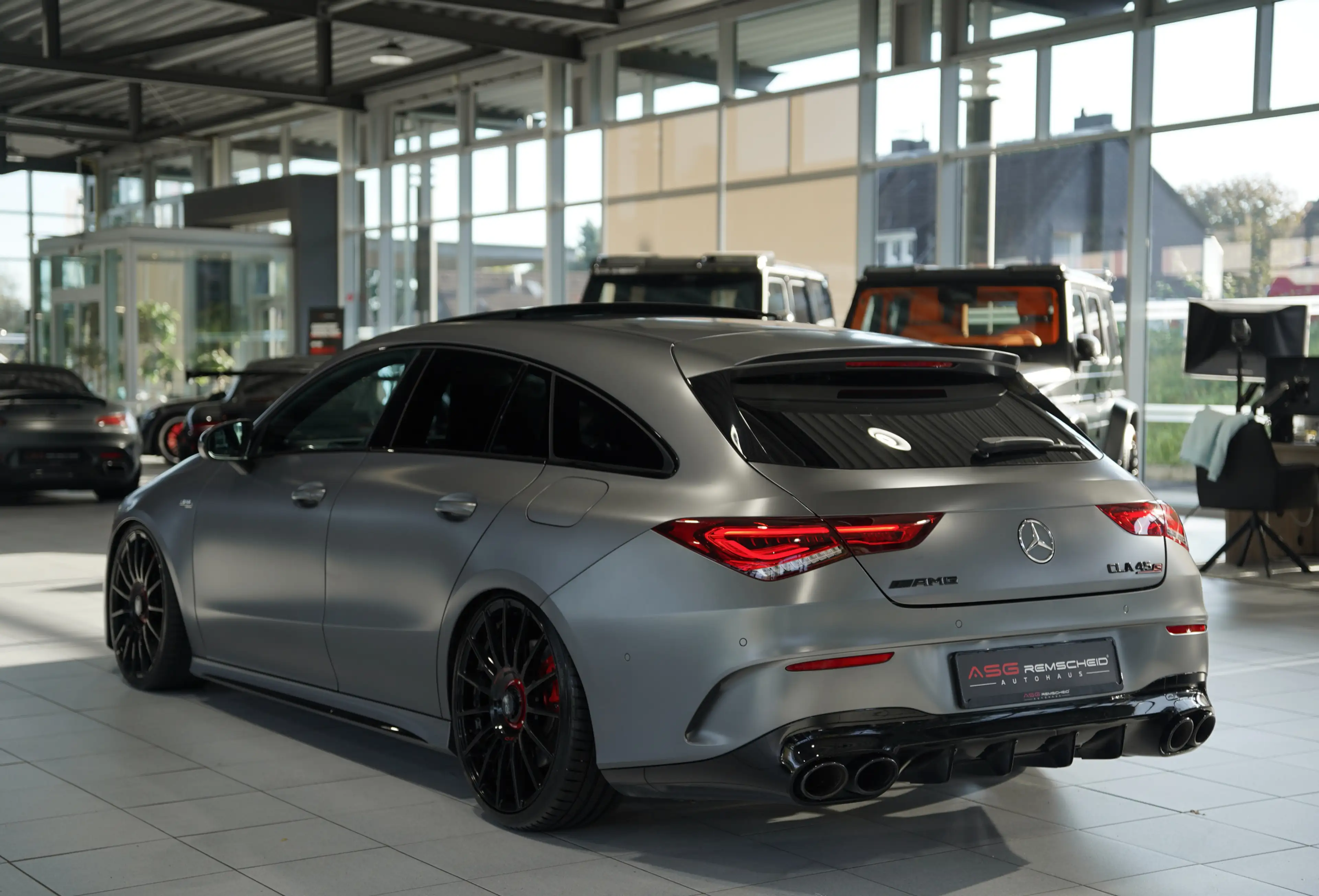 Mercedes-Benz CLA 45 AMG 4M *19*Pano*Night*ACC — photo 10