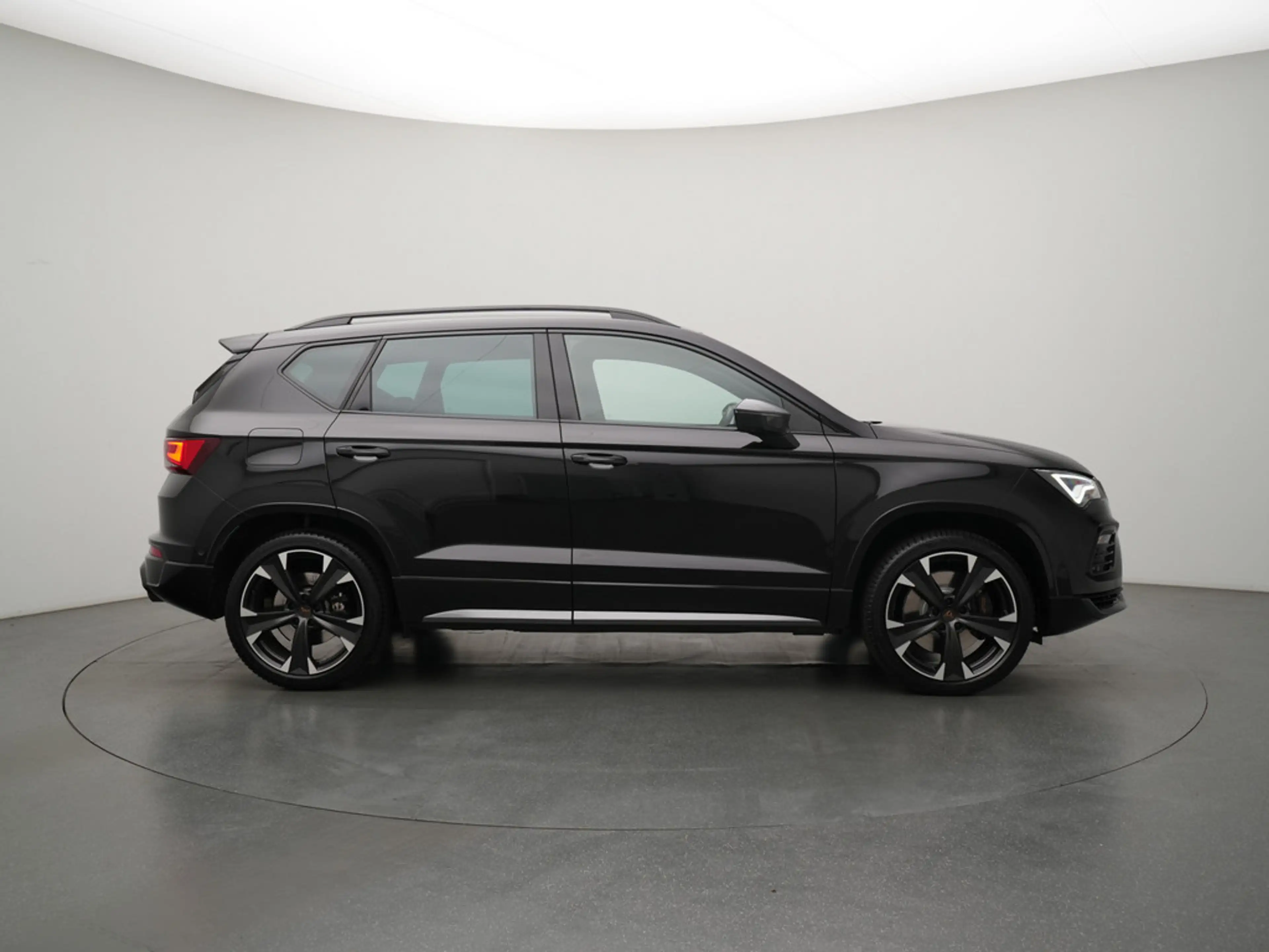CUPRA Ateca VZ 4Drive DSG DCC ACC AHK 360° NAVI LED — photo 3