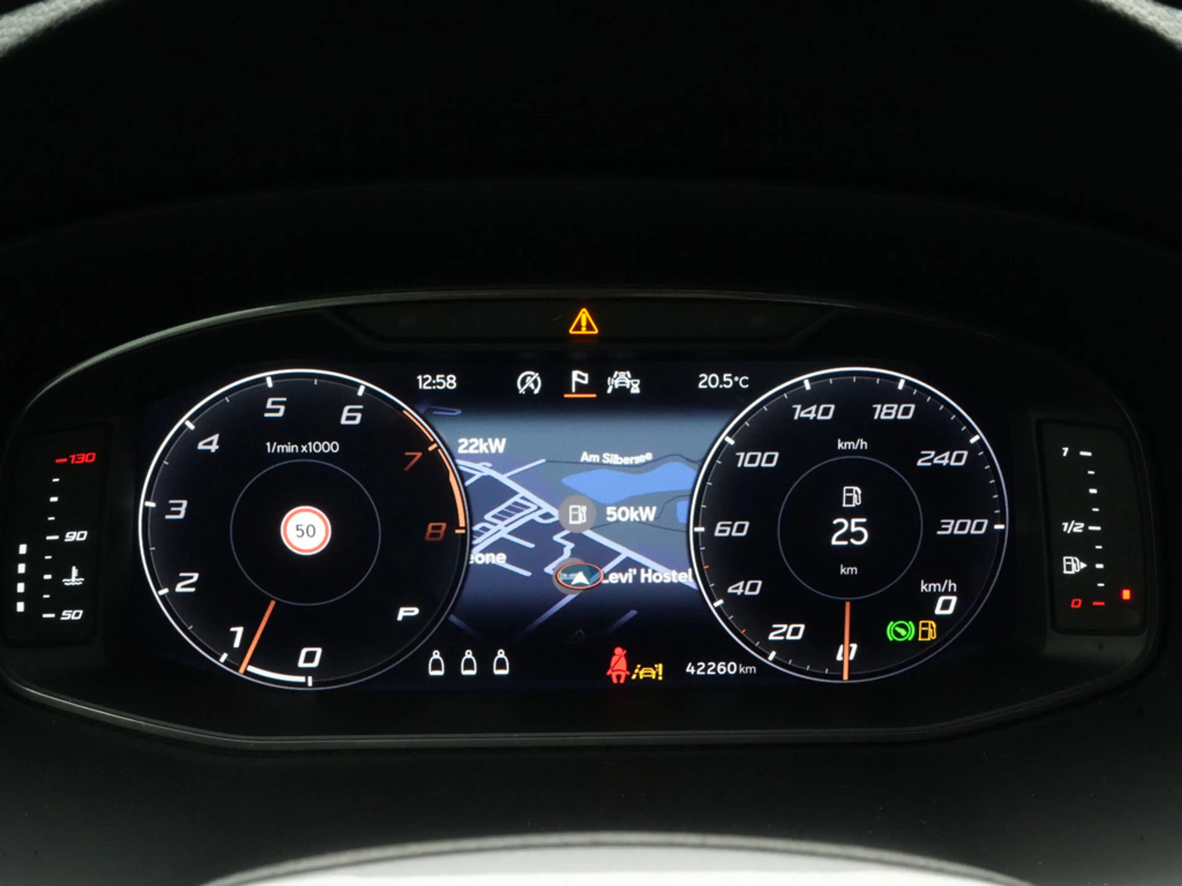 CUPRA Ateca VZ 4Drive DSG DCC ACC AHK 360° NAVI LED — photo 8