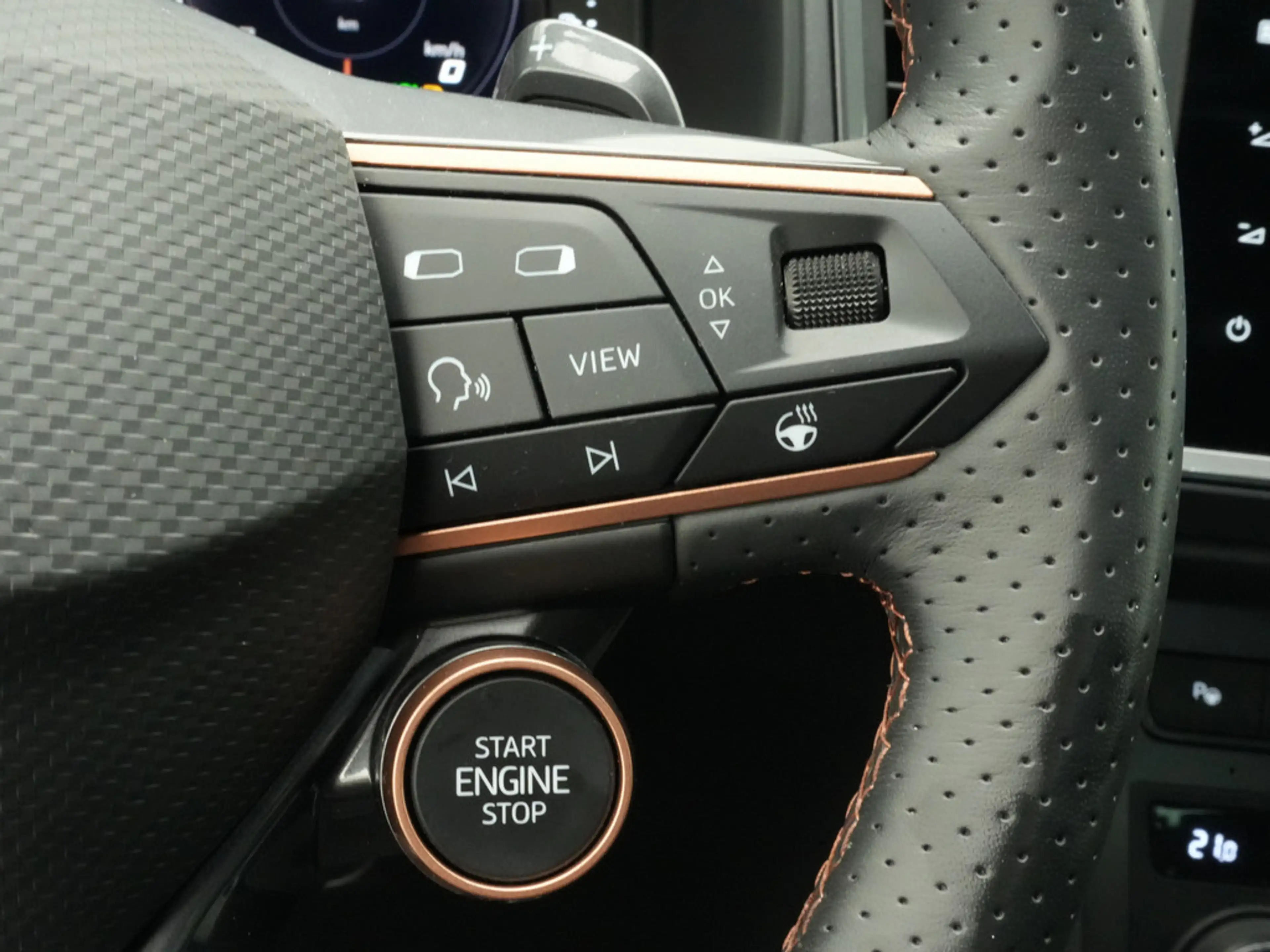 CUPRA Ateca VZ 4Drive DSG DCC ACC AHK 360° NAVI LED — photo 14