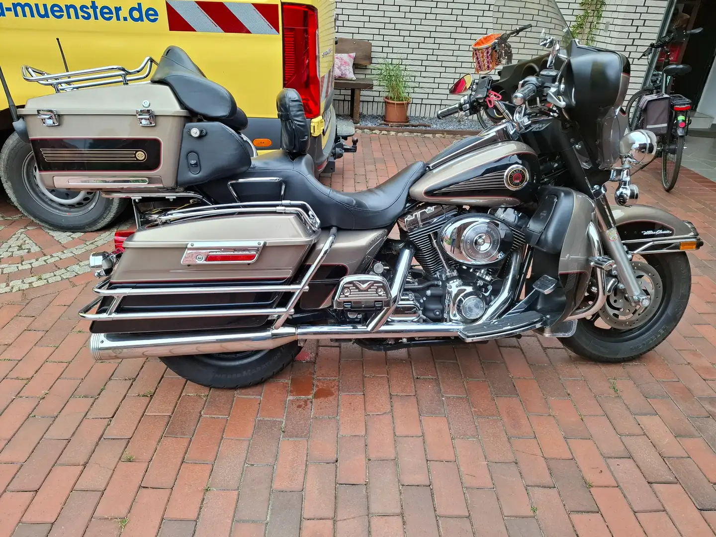Harley-Davidson Ultra Classic Brun - 1
