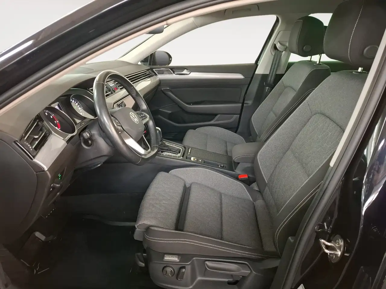 Volkswagen Passat 1.5 TSI AHK CarPlay ACC, миниатюра 7
