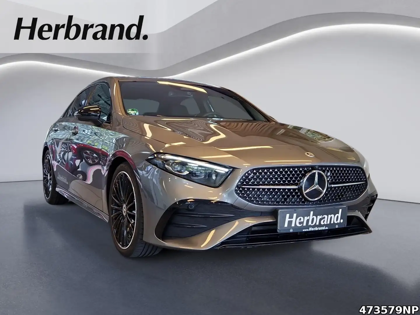 Mercedes-Benz A 220 4MATIC AMG PREMIUM+19"+360°+FAHRASSISTENZ Gris - 2