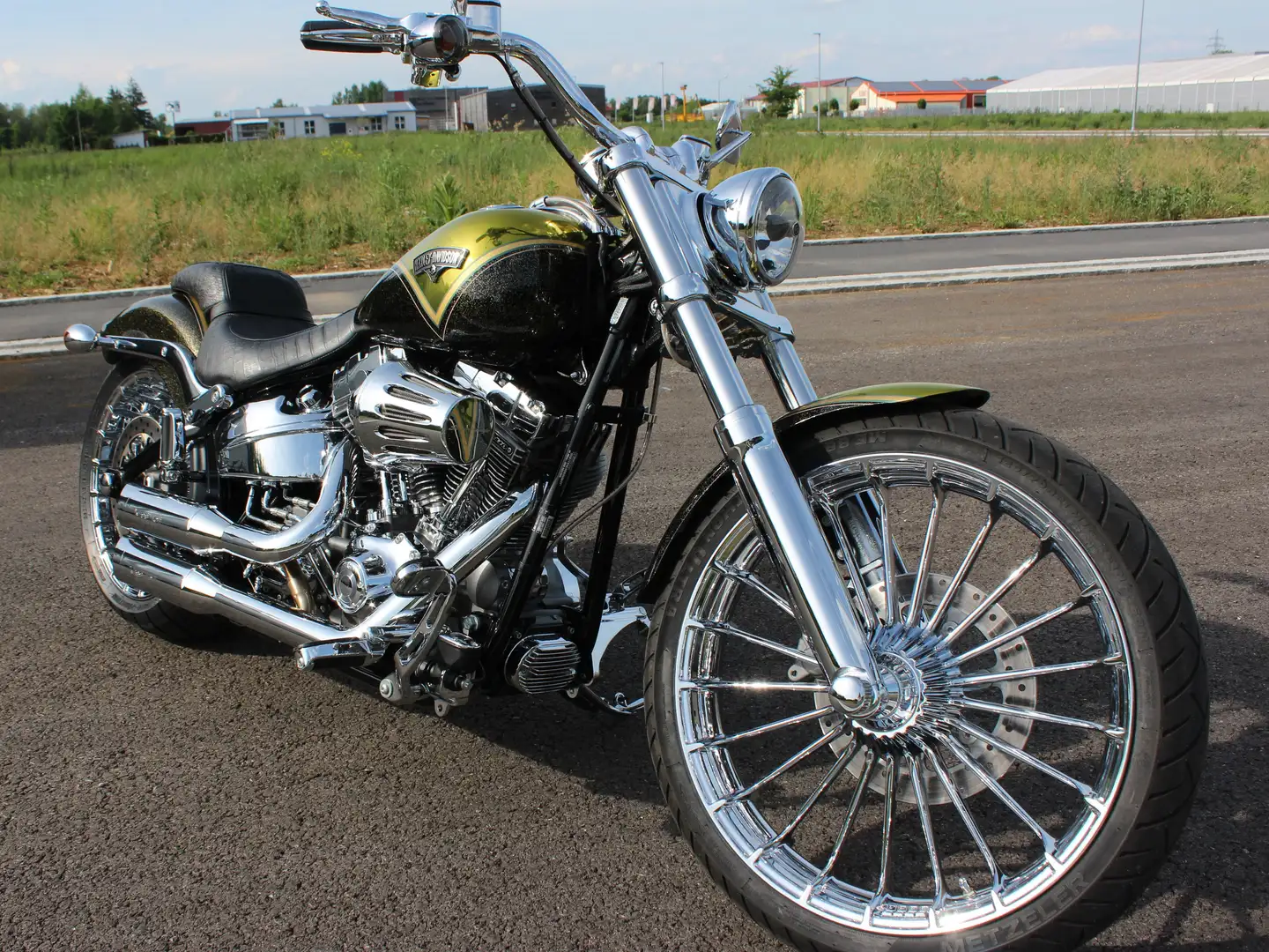 Harley-Davidson CVO Limited Breakout 2013 Limitiert Or - 1