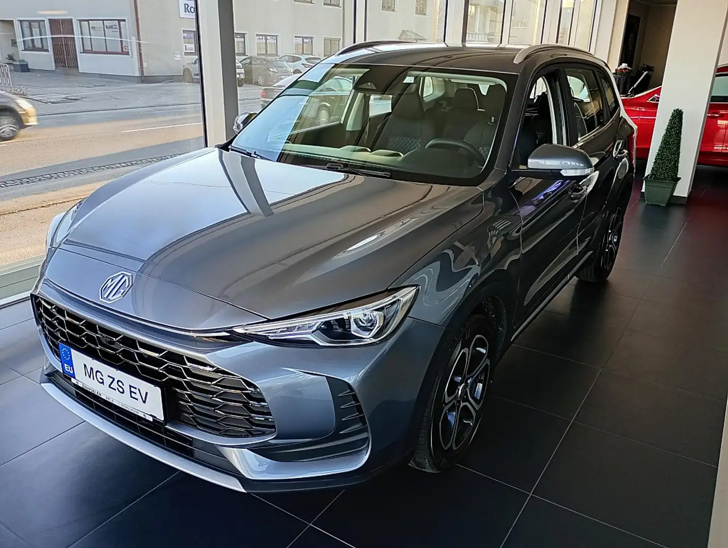 MG ZS 1,5 Hybrid+ Comfort Winterräder gratis Gris - 1