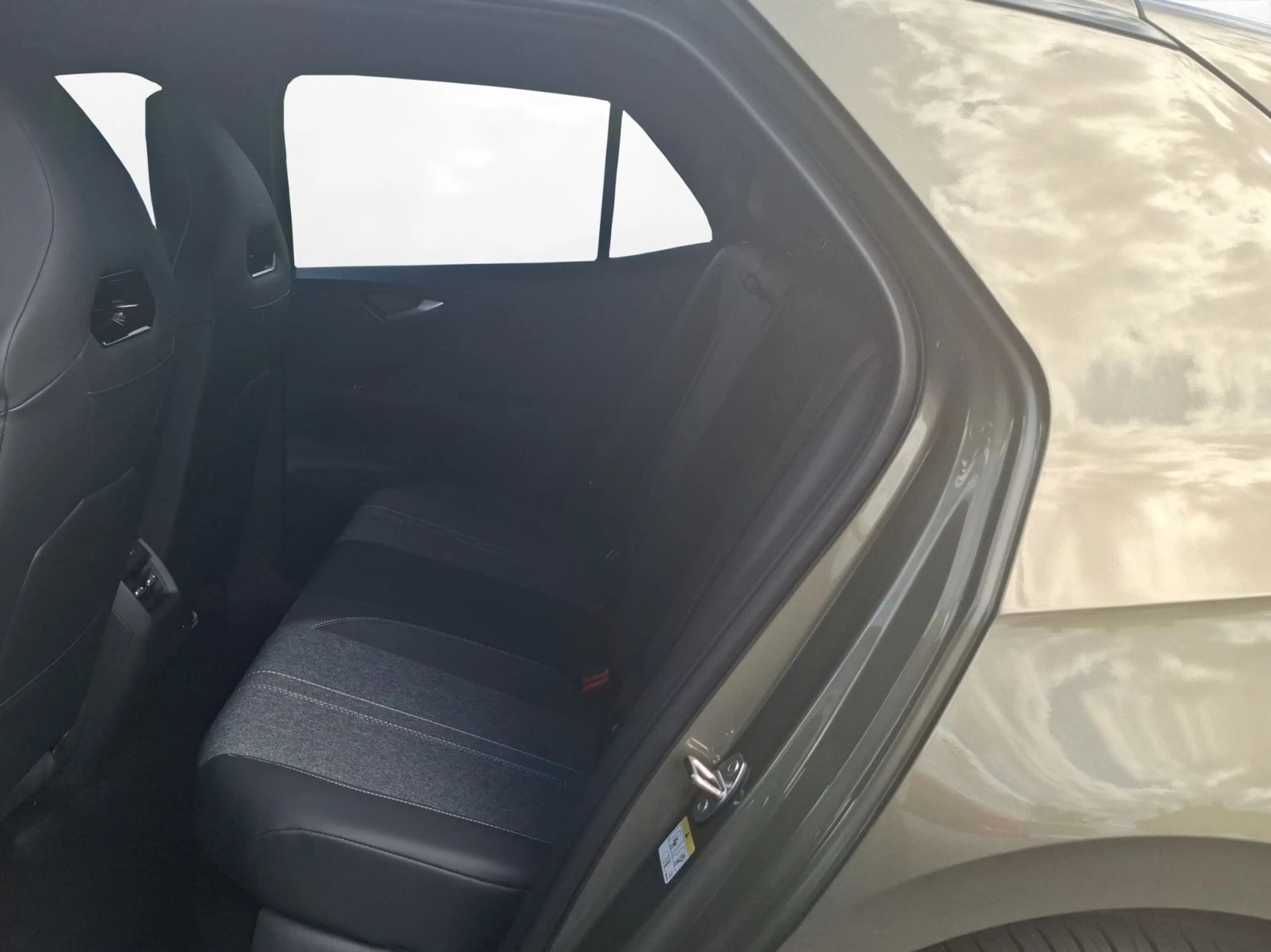 Volkswagen ID.3 Neo Style 140 kW (190 PS) 58 kWh 1-Gang-Aut — photo 3