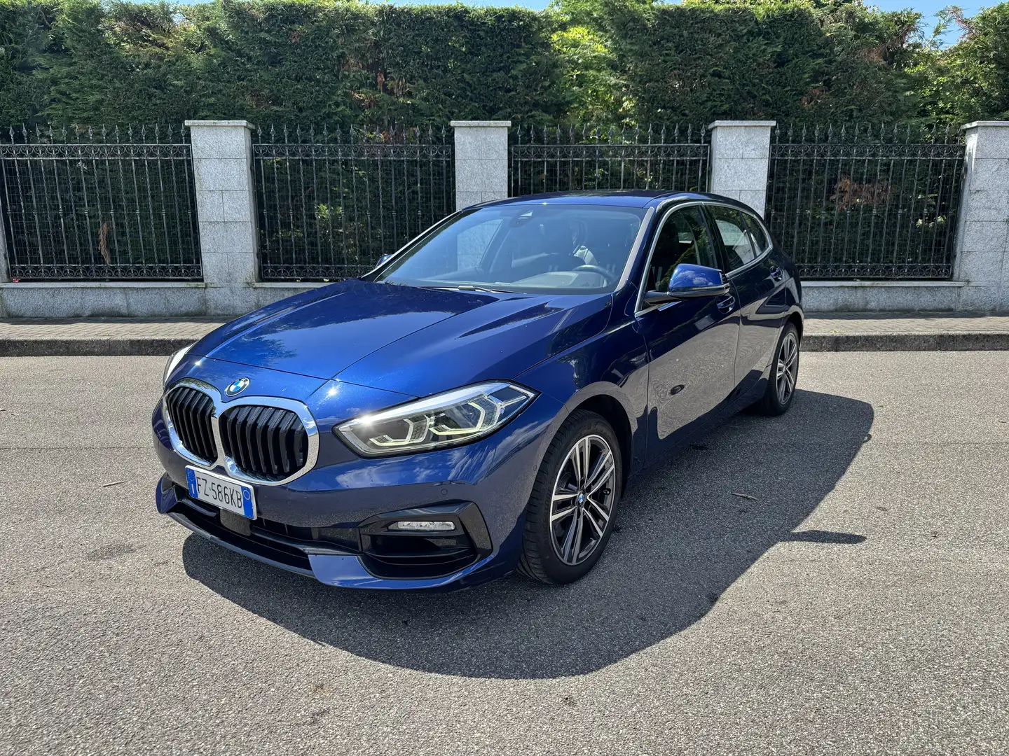 BMW 118 118i Sport 5p auto my18 - 1