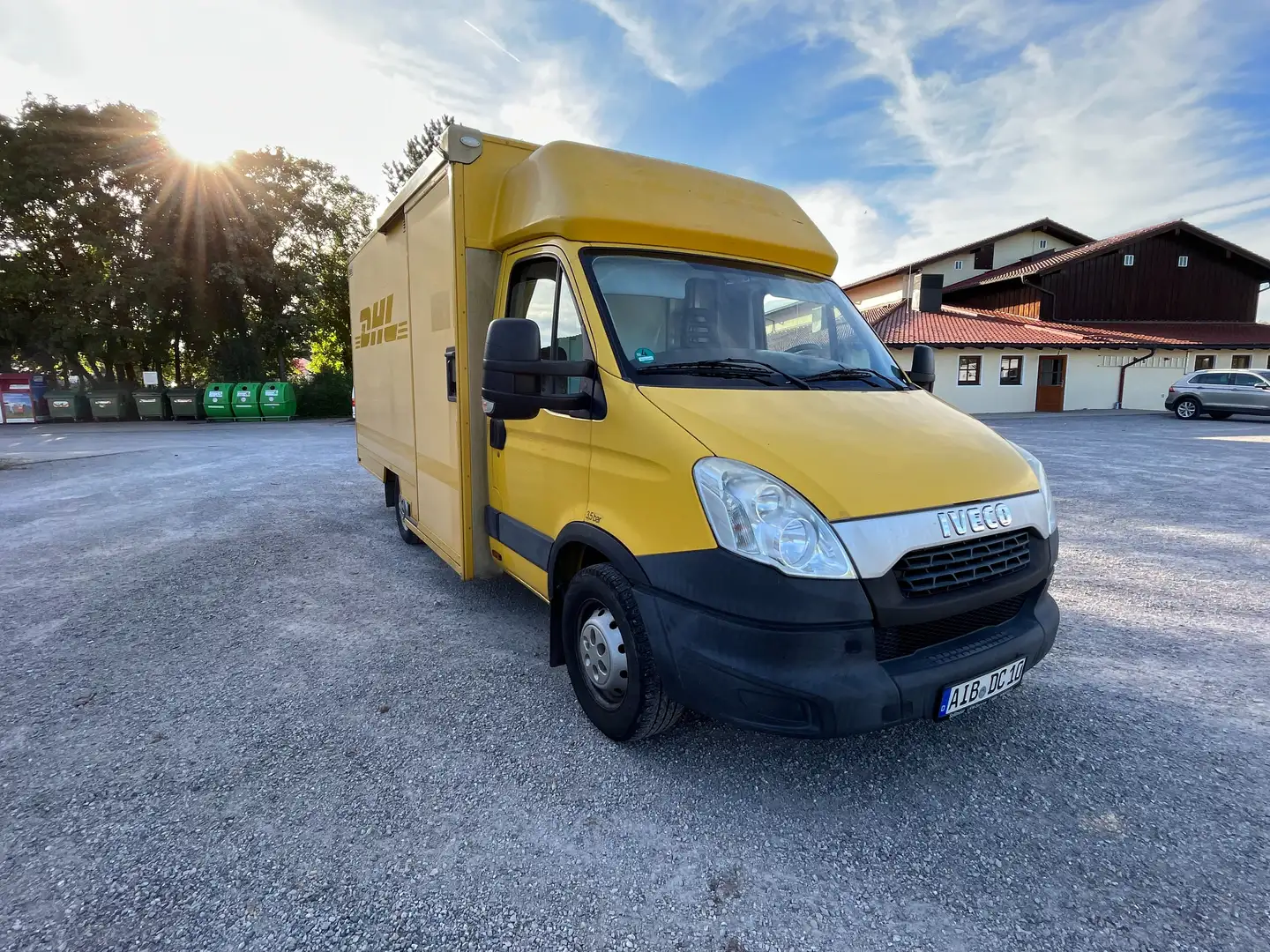 Iveco Daily 35 S 11 D AGile Żółty - 1