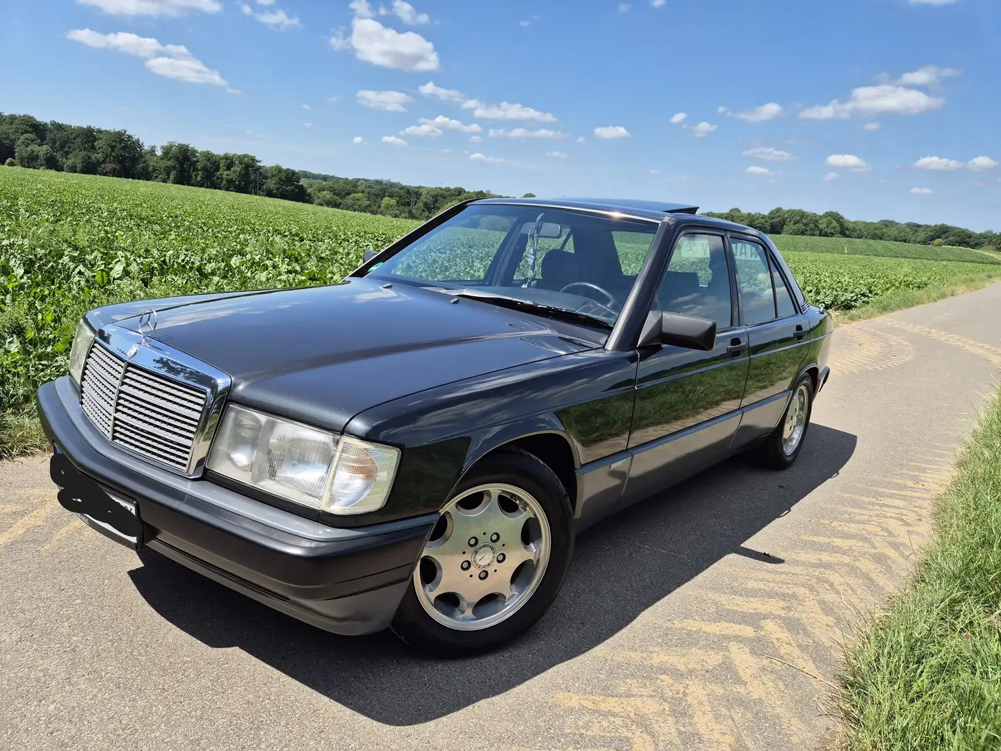 Mercedes-Benz 190 W201 E 2.3 Noir - 1
