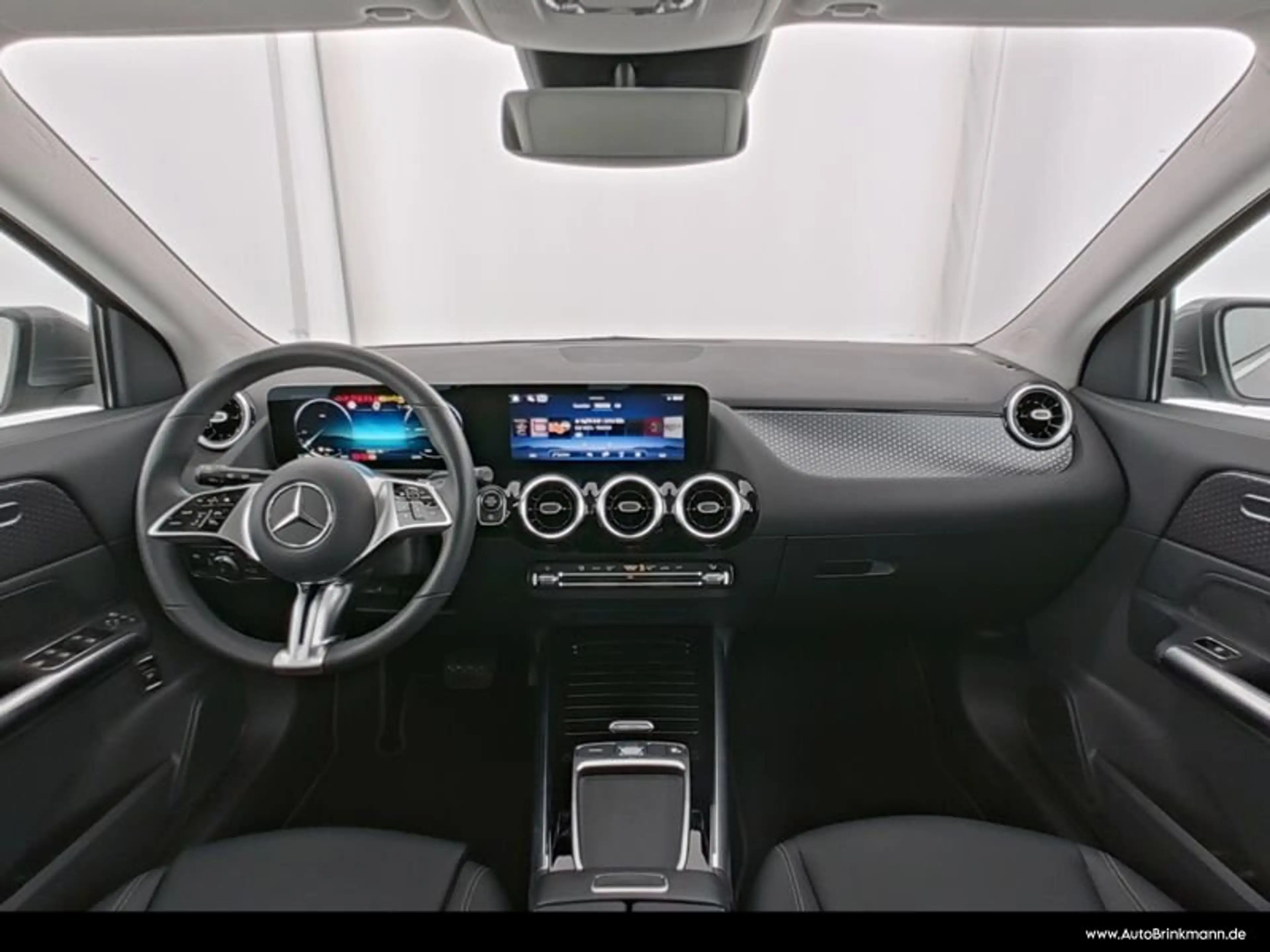 Mercedes-Benz GLA 180 GLA 180 PROGRESSIVE/AHK/KAMERA/MBUX LED/SHZ/Kamera — photo 7