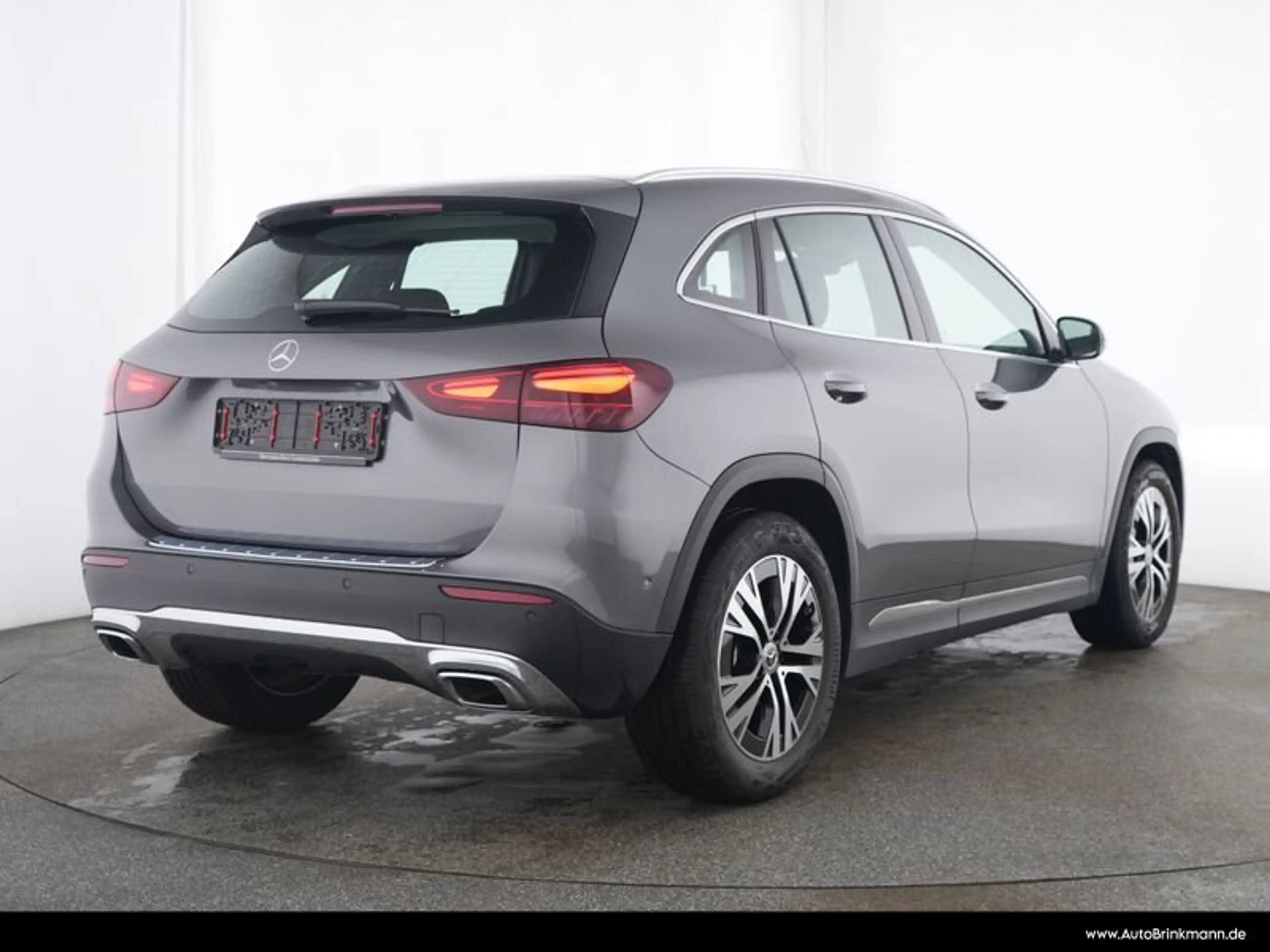 Mercedes-Benz GLA 180 GLA 180 PROGRESSIVE/AHK/KAMERA/MBUX LED/SHZ/Kamera — photo 2