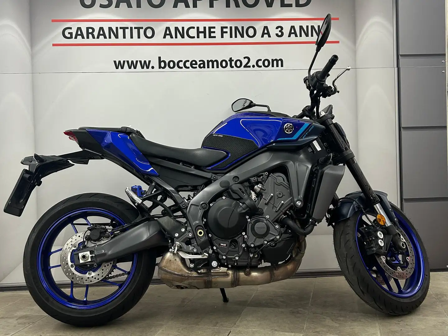 Yamaha MT-09 Modrá - 1