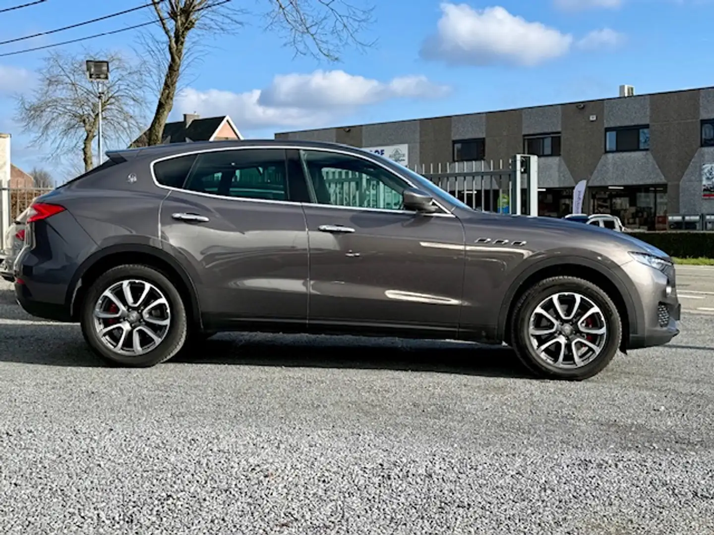 Maserati Levante Levante 3.0 V6 PANORAMA LEDER CAMERA LED EURO6b Bronze - 2