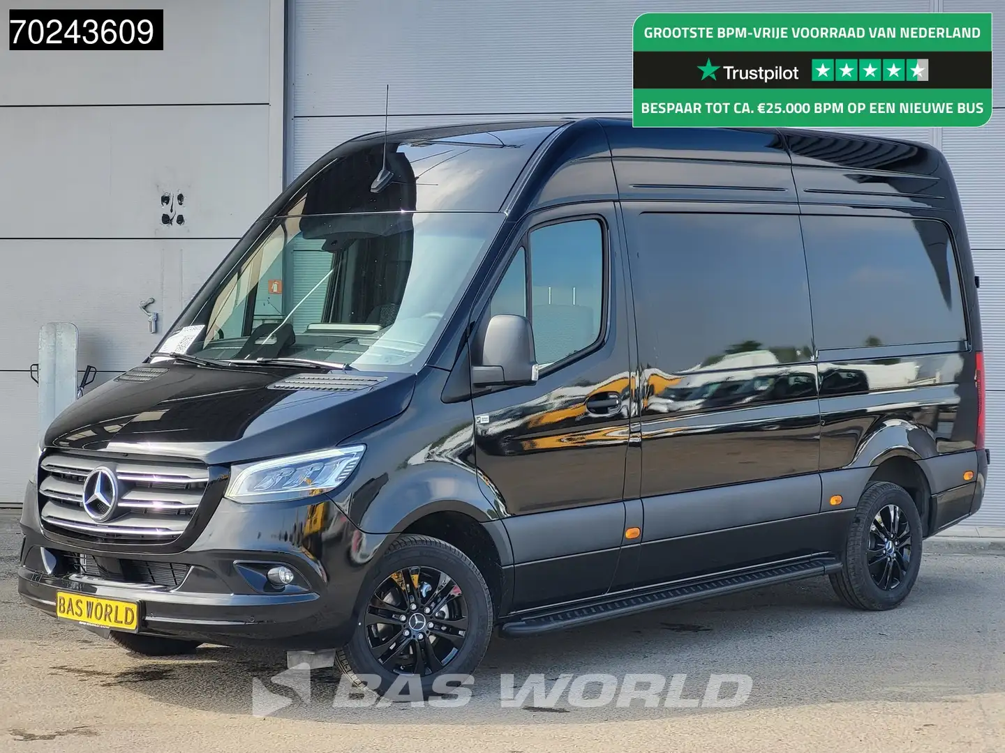 Mercedes-Benz Sprinter 319 CDI Automaat L2H2 Black Edition 2025model ACC Zwart - 1