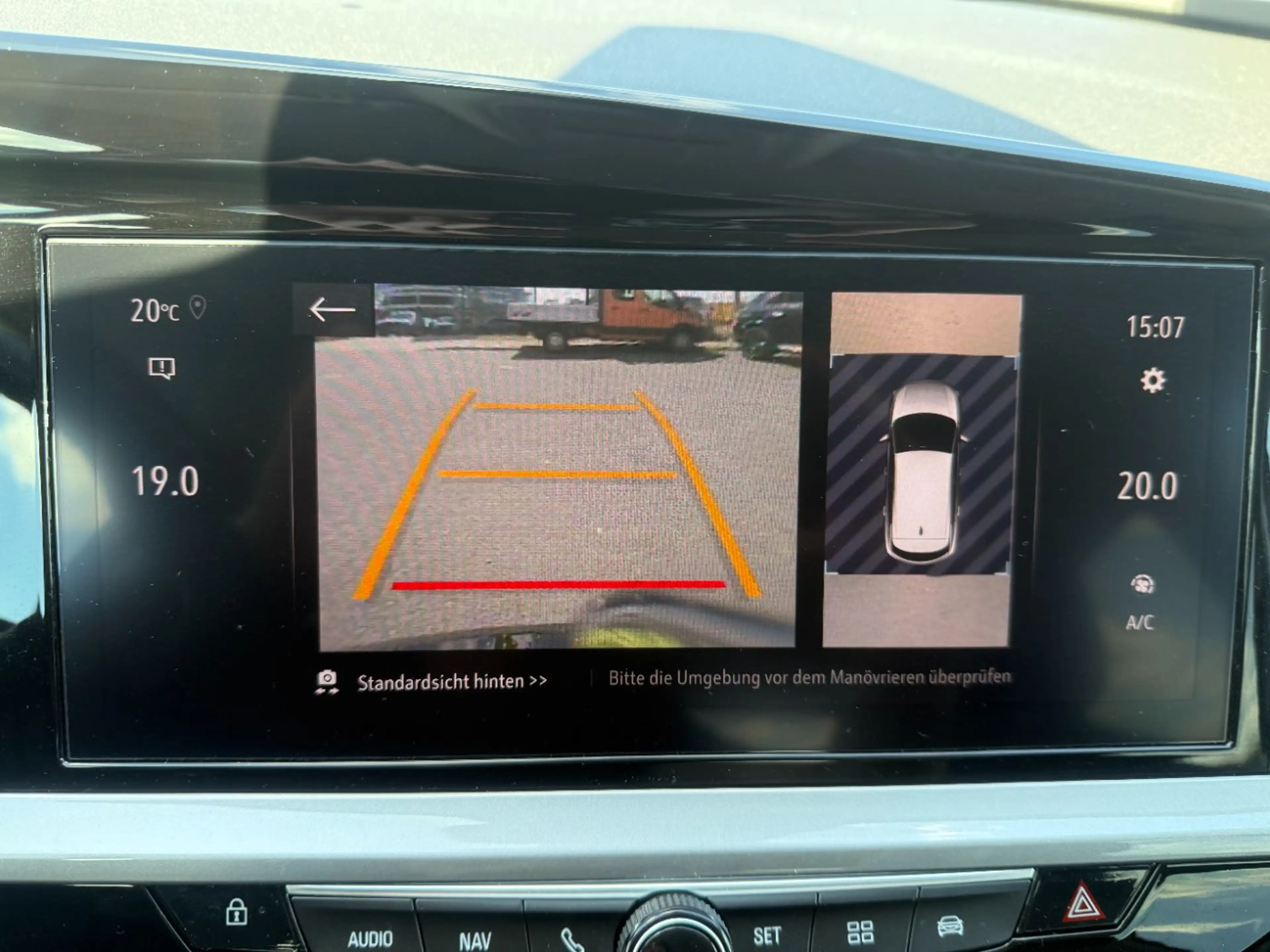 Opel Grandland 1.2 Turbo GS Line Alcantara+LED+Navi — photo 15