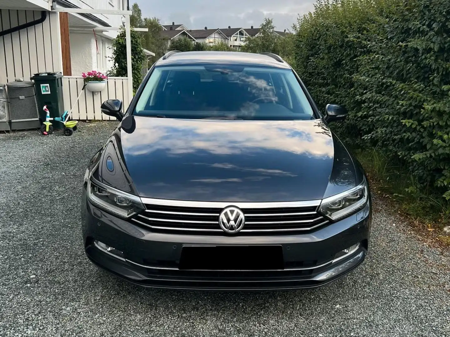 Volkswagen Passat 2.0i GL Noir - 1