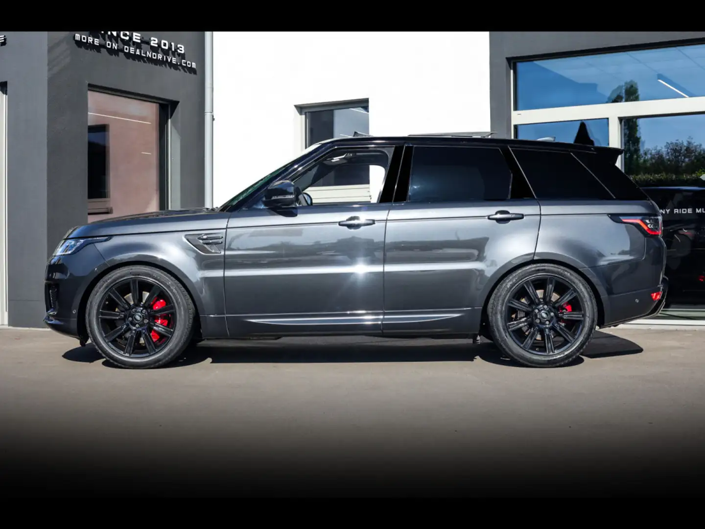 Land Rover Range Rover Sport P400°HST°HSE°PACK CARBON°AHK°PANO°MERIDIAN°360 Gris - 2