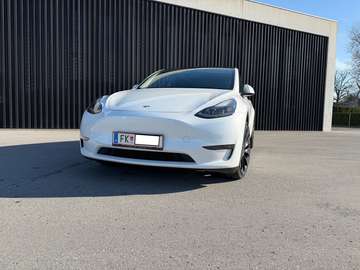 Model Y AWD 79kWh Performance Performance