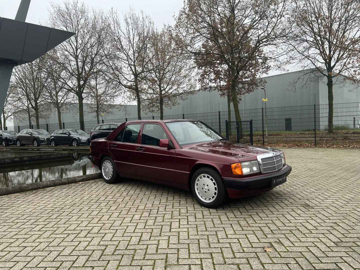 Mercedes-Benz 190 | E 1.8 Avantgarde rosso | Limited production | Rood - 1