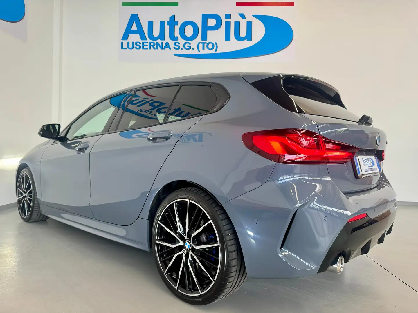 BMW 118 Serie 1 F40 118d Msport auto Grigio - 2