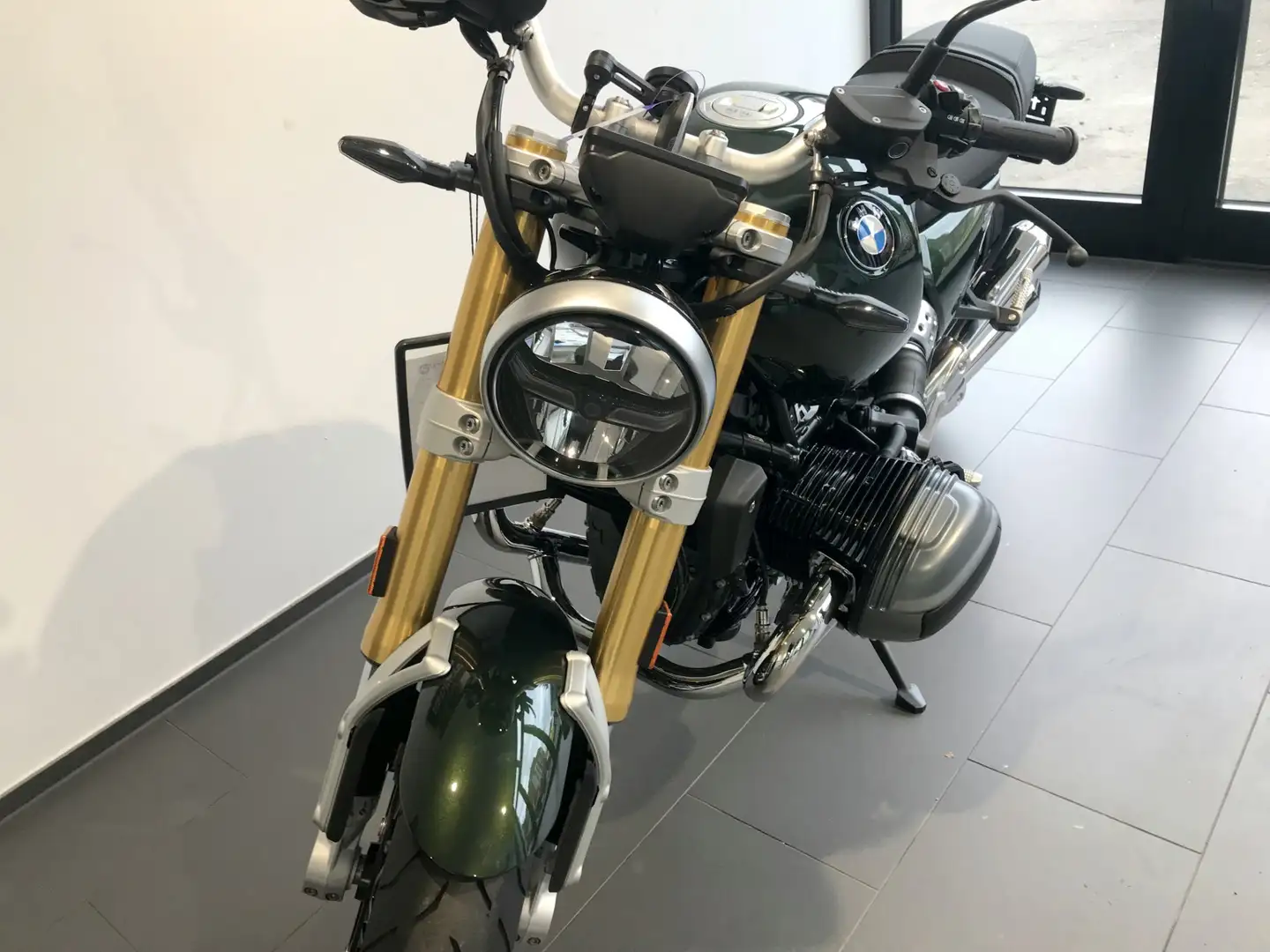 BMW R 12 R12 NineT Grün - 2