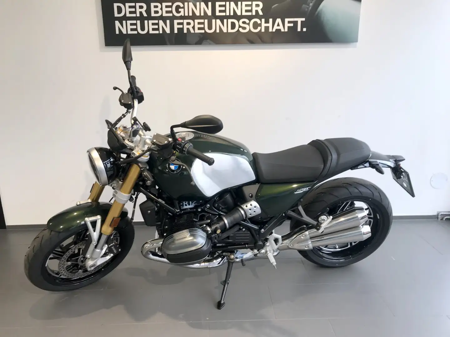 BMW R 12 R12 NineT Grün - 1